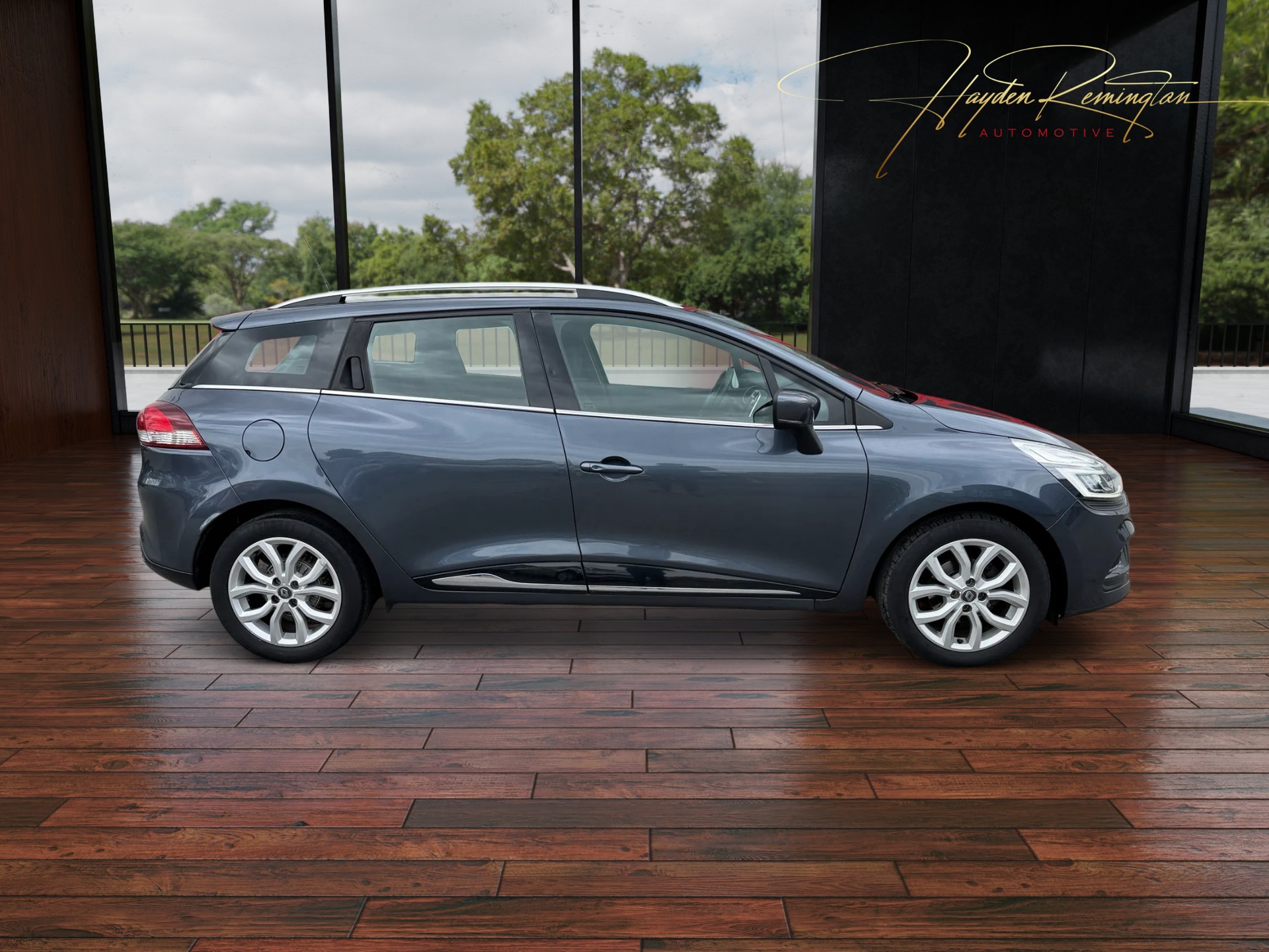 RENAULT Clio Grandtour 1.2 16V T Intens-image-2