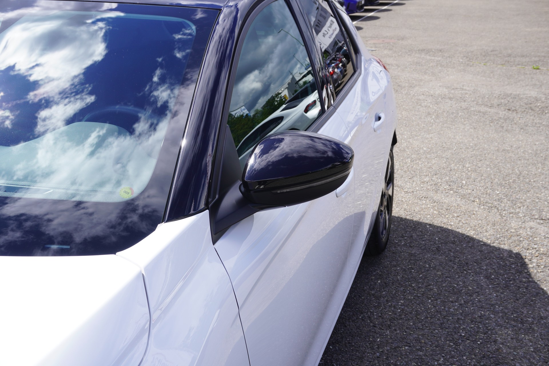 OPEL Corsa e-Edition-image-32