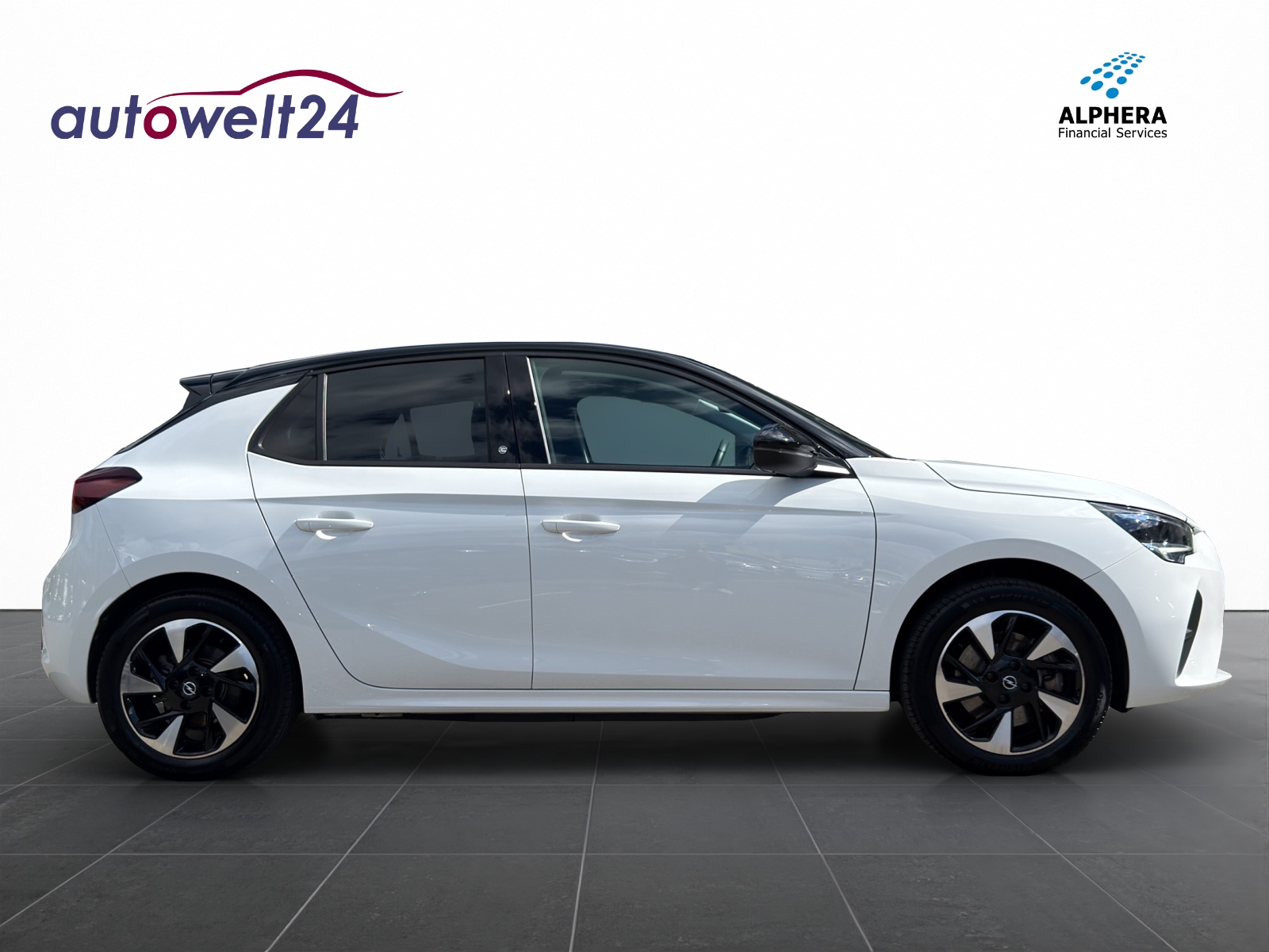 OPEL Corsa e-Edition-showroom-element-3