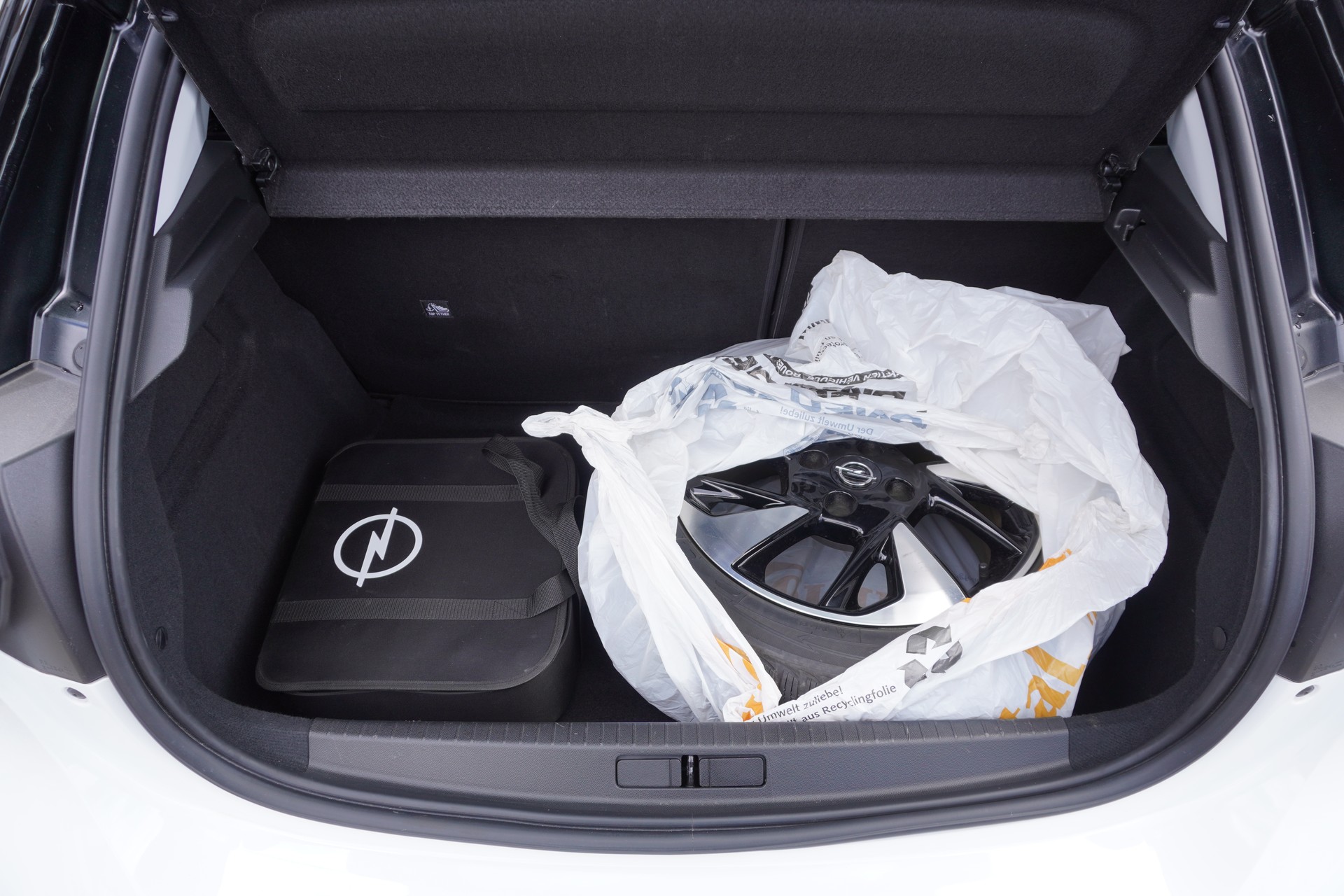 OPEL Corsa e-Edition-image-9