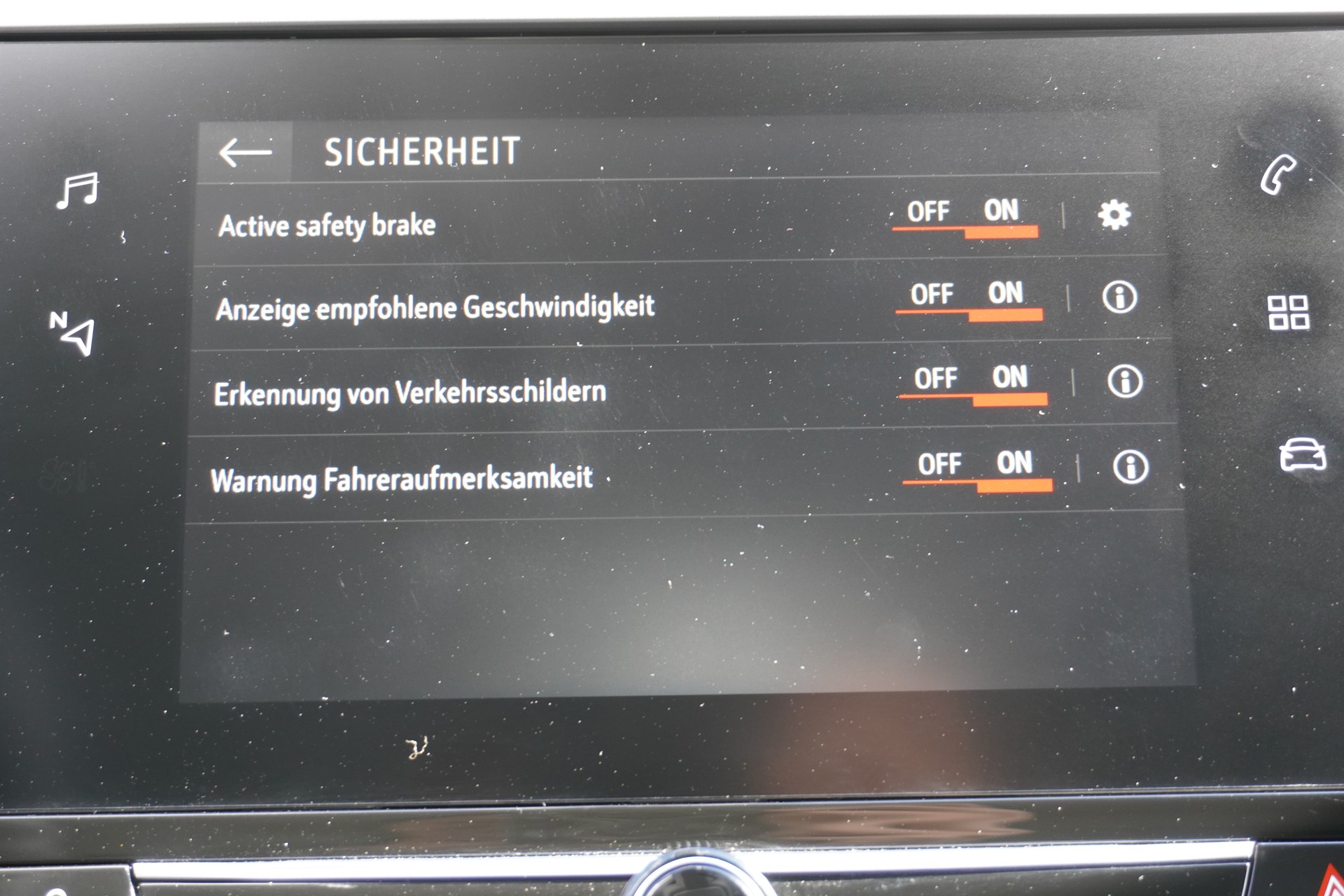 OPEL Corsa e-Edition-image-24