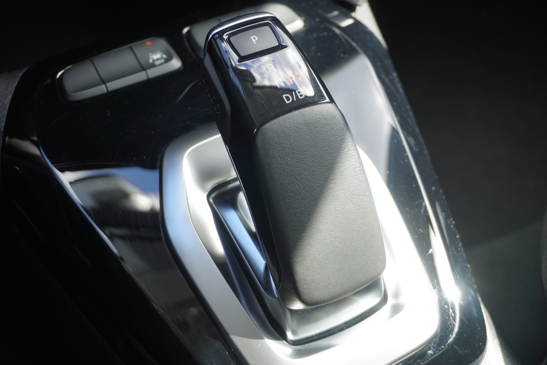 OPEL Corsa e-Edition-image-13