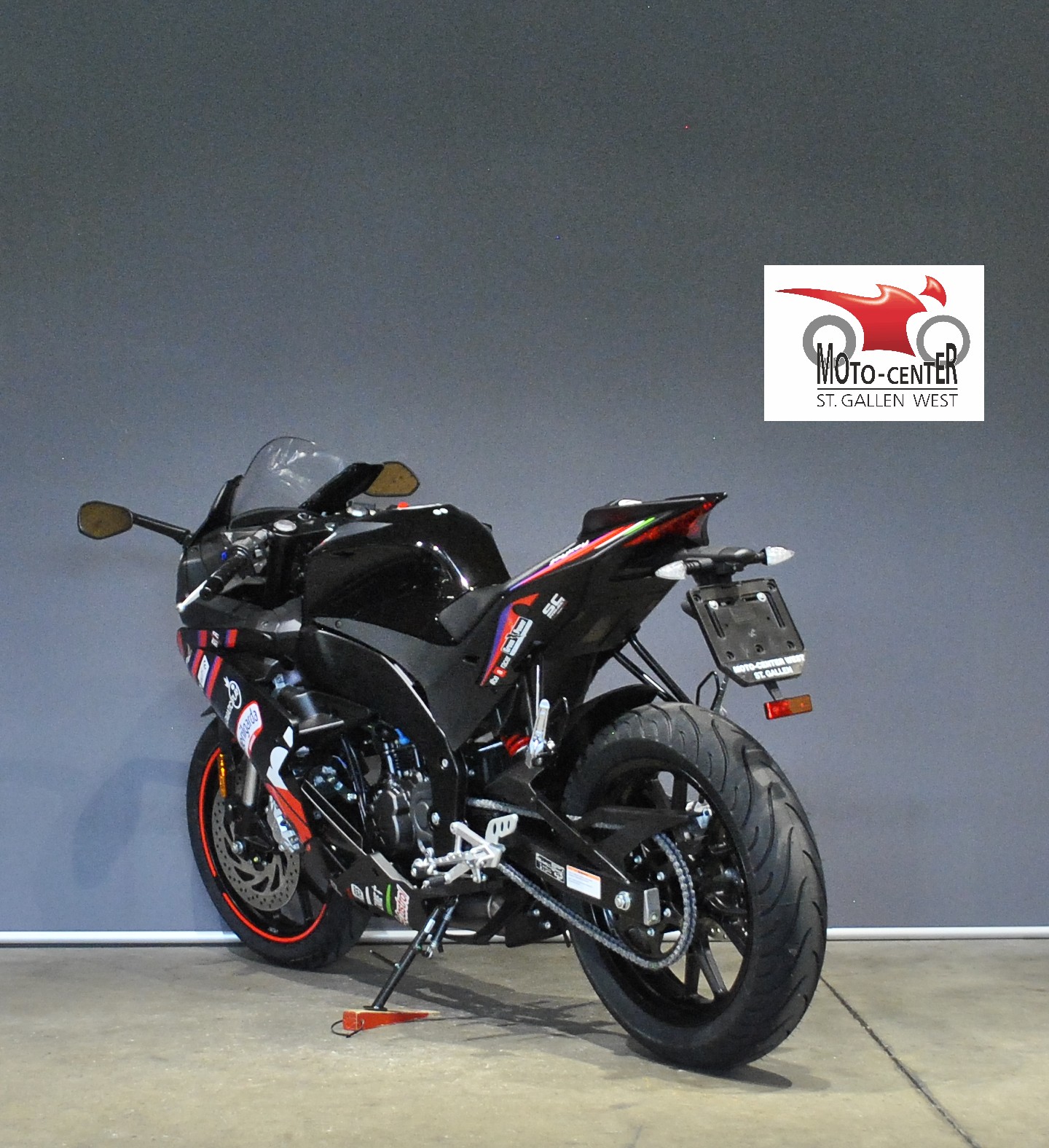 APRILIA RS 125 GP Replica E5+-showroom-element-3
