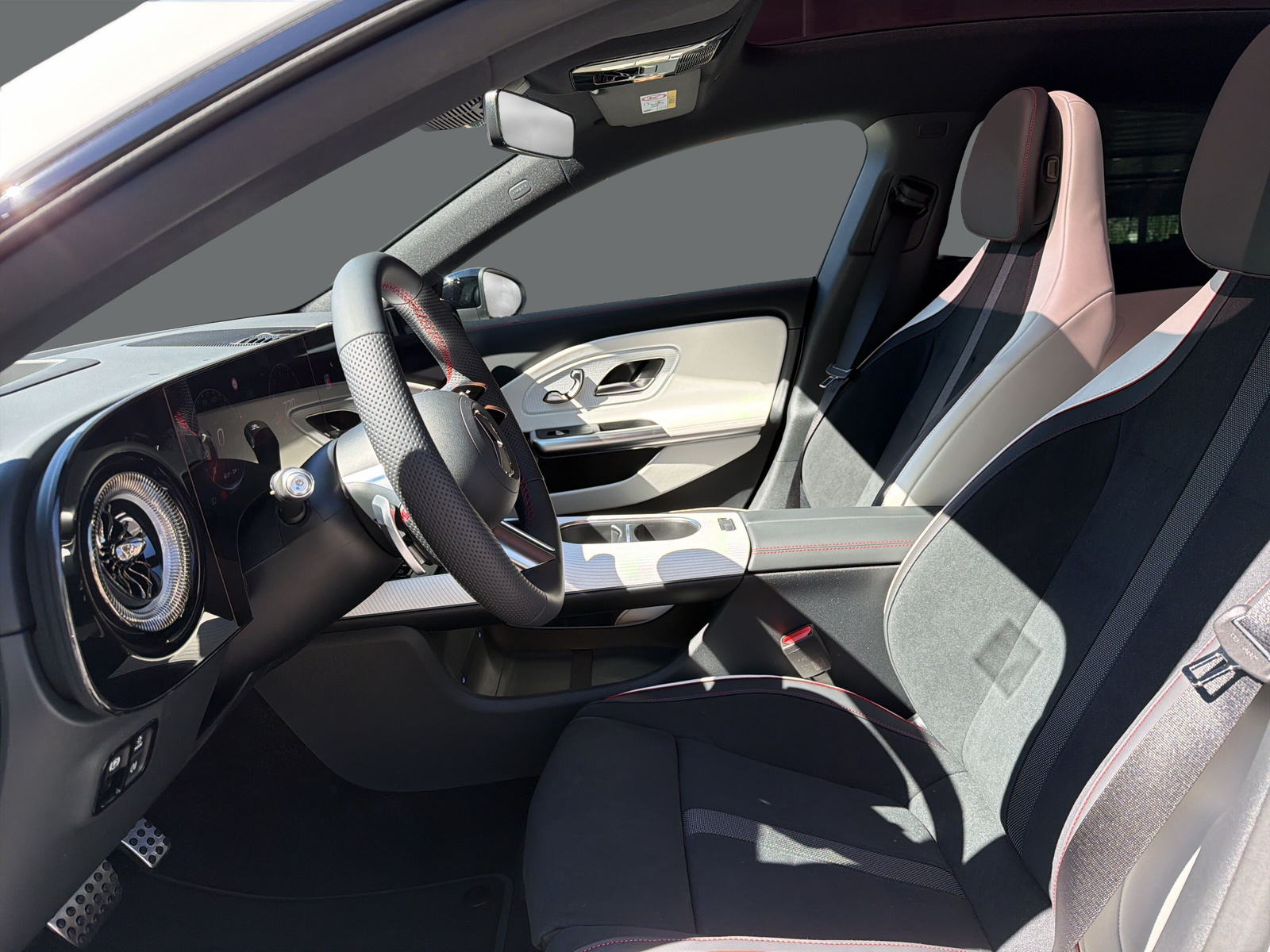 MERCEDES-BENZ CLA 220 8G-DCT 4Matic-image-8