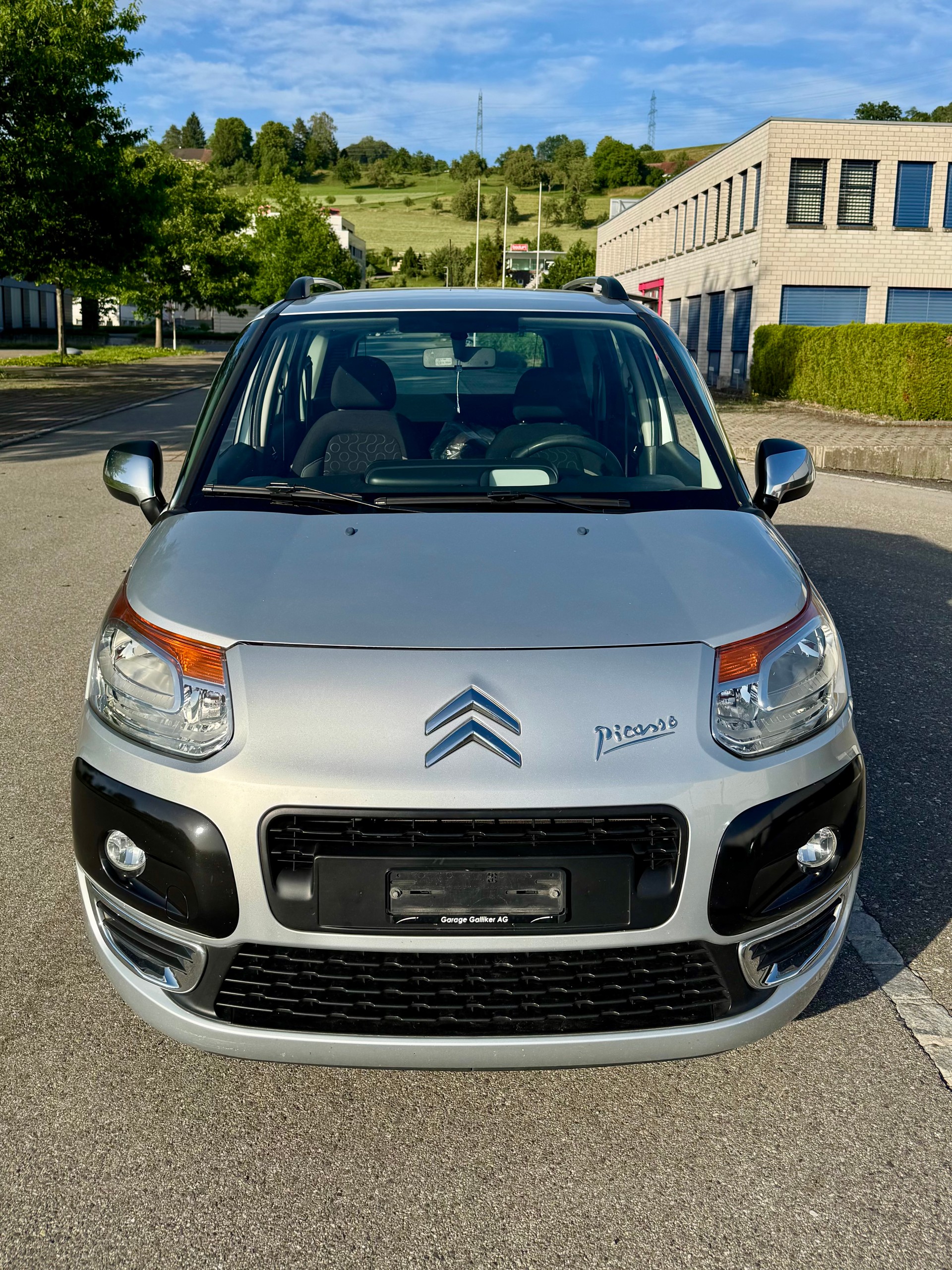 CITROEN C3 Picasso 1.6i 16V Swiss Style-image-10