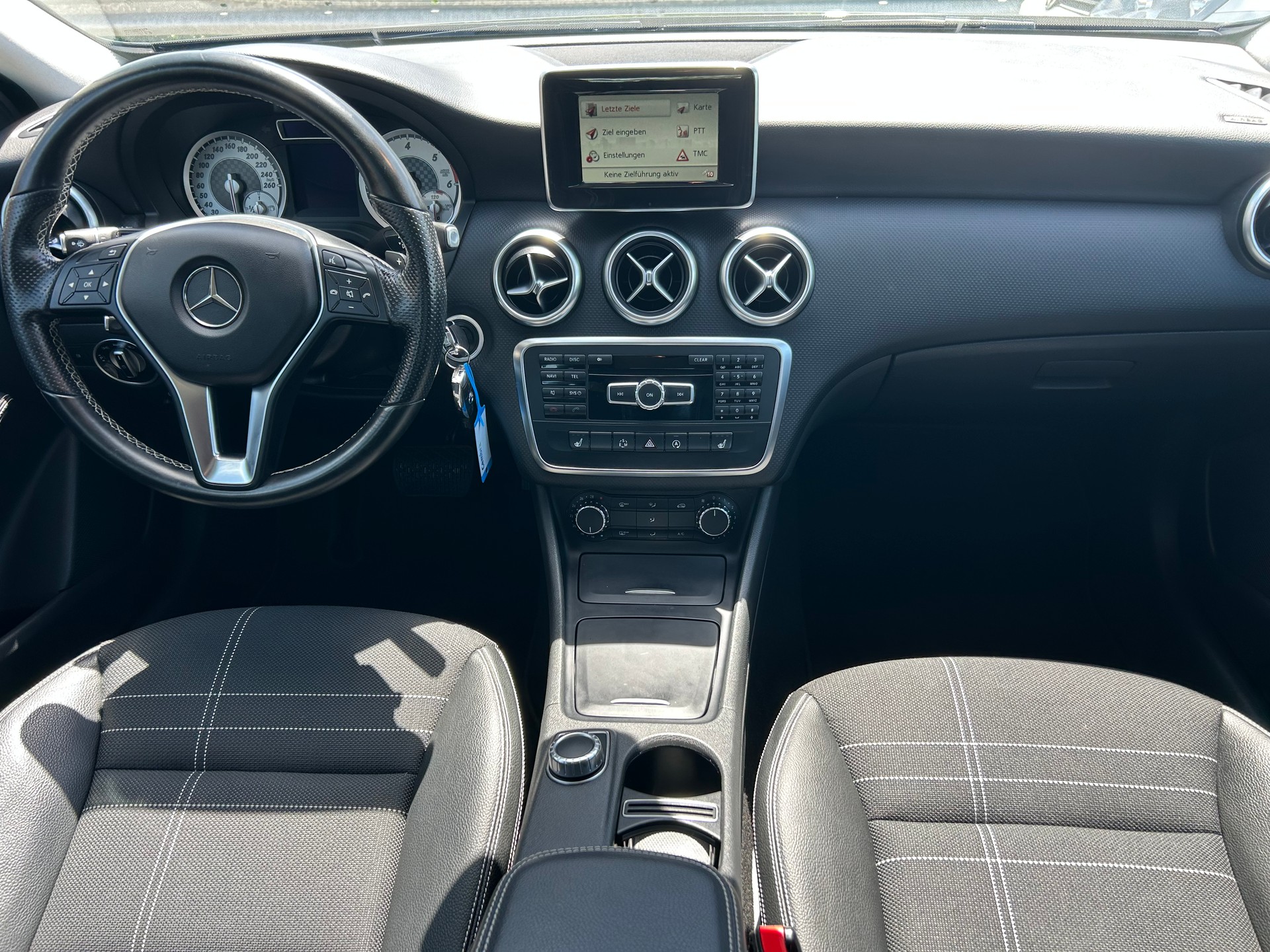 MERCEDES-BENZ A 160 CDI Urban 7G-DCT-image-8
