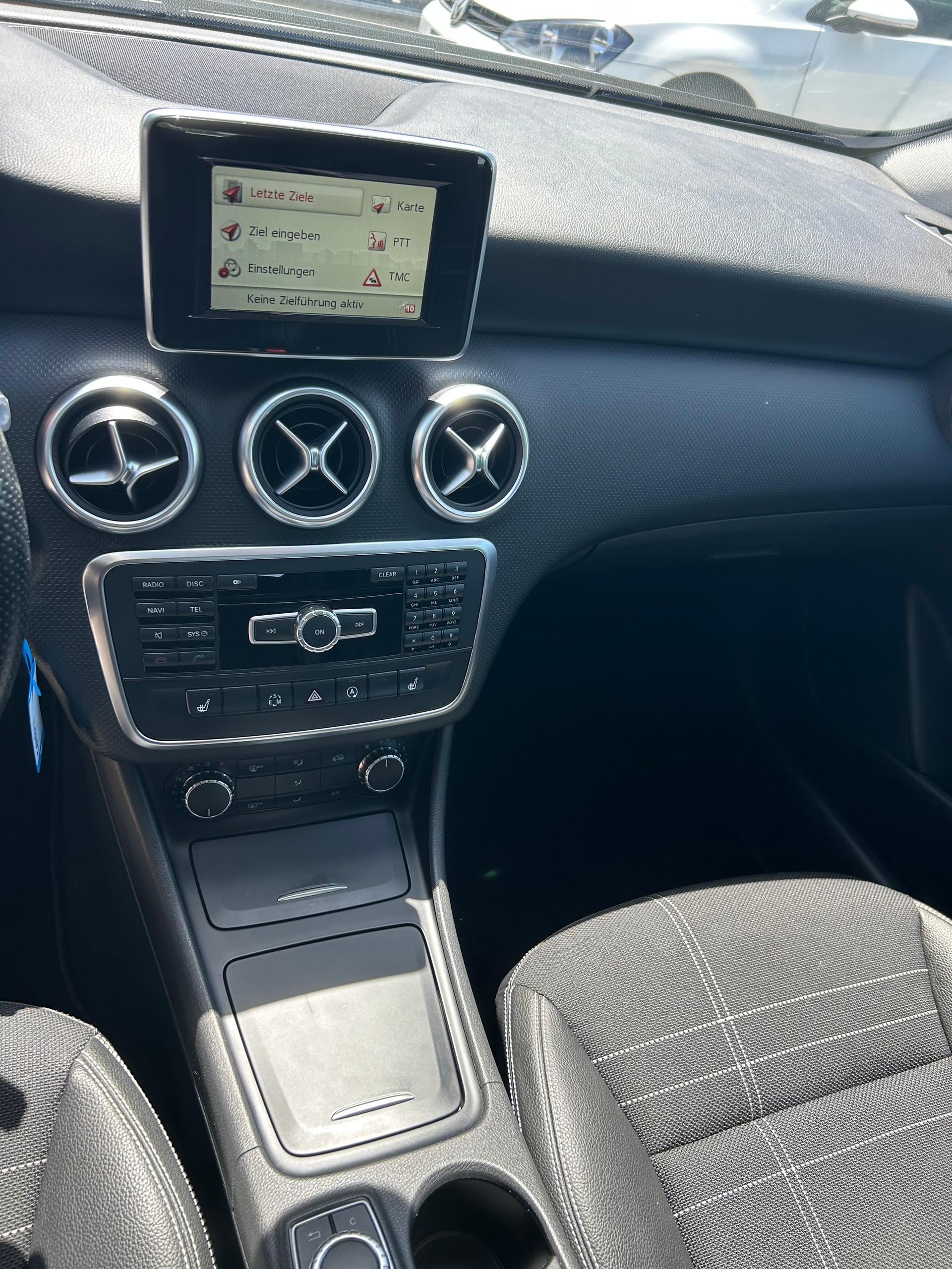 MERCEDES-BENZ A 160 CDI Urban 7G-DCT-image-9