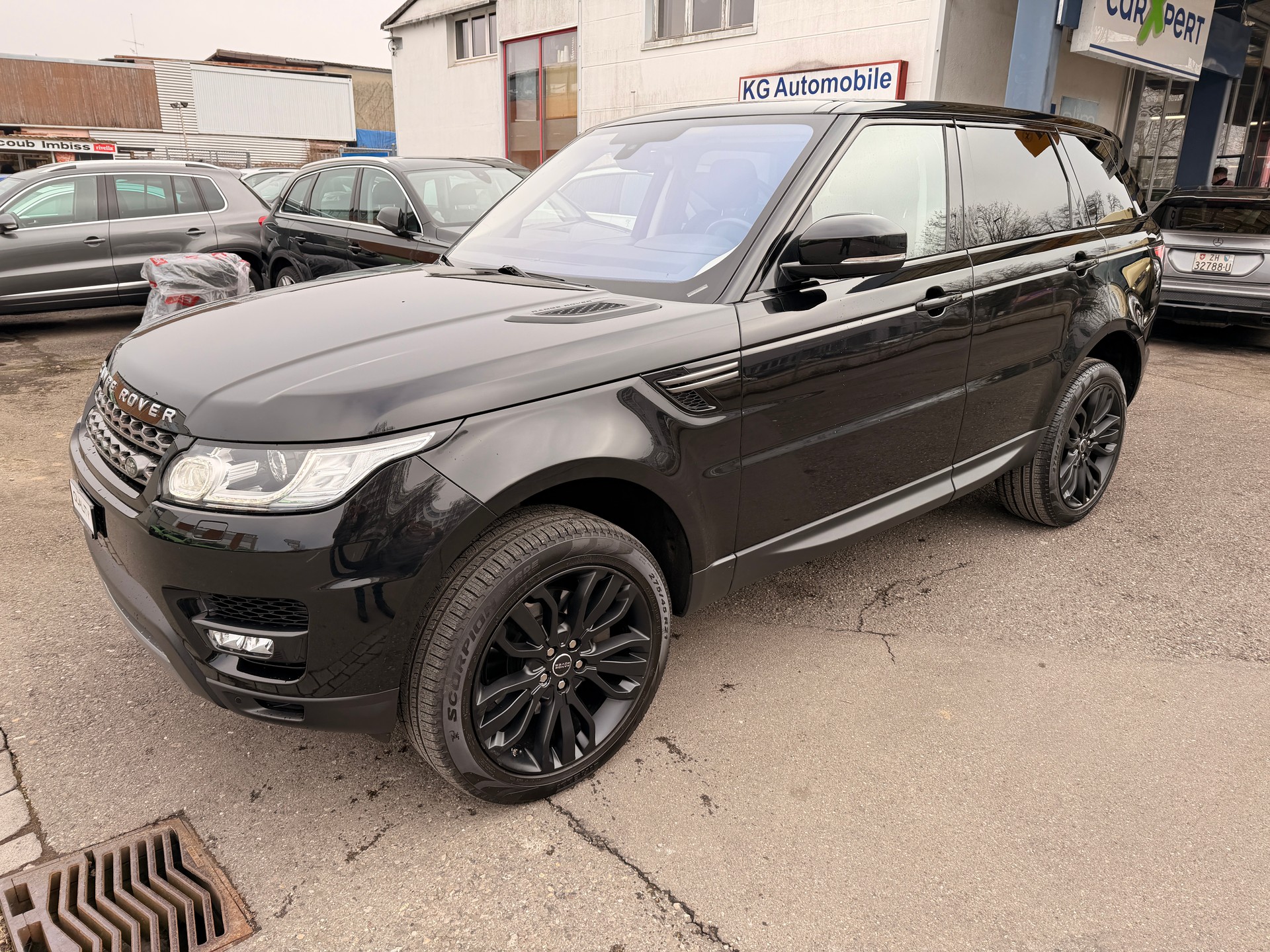 LAND ROVER Range Rover Sport 3.0 TDV6 SE Automatic-image-0