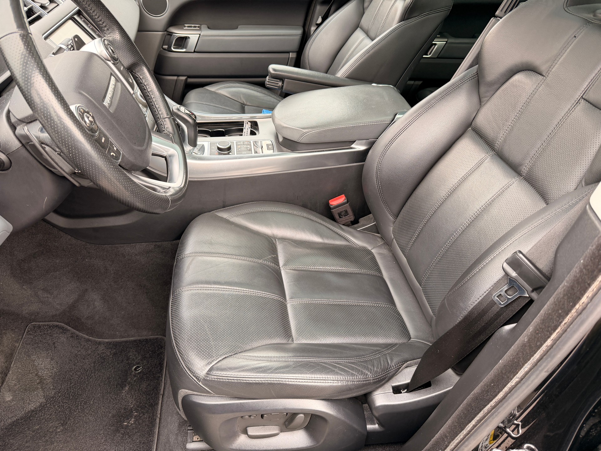 LAND ROVER Range Rover Sport 3.0 TDV6 SE Automatic-image-7