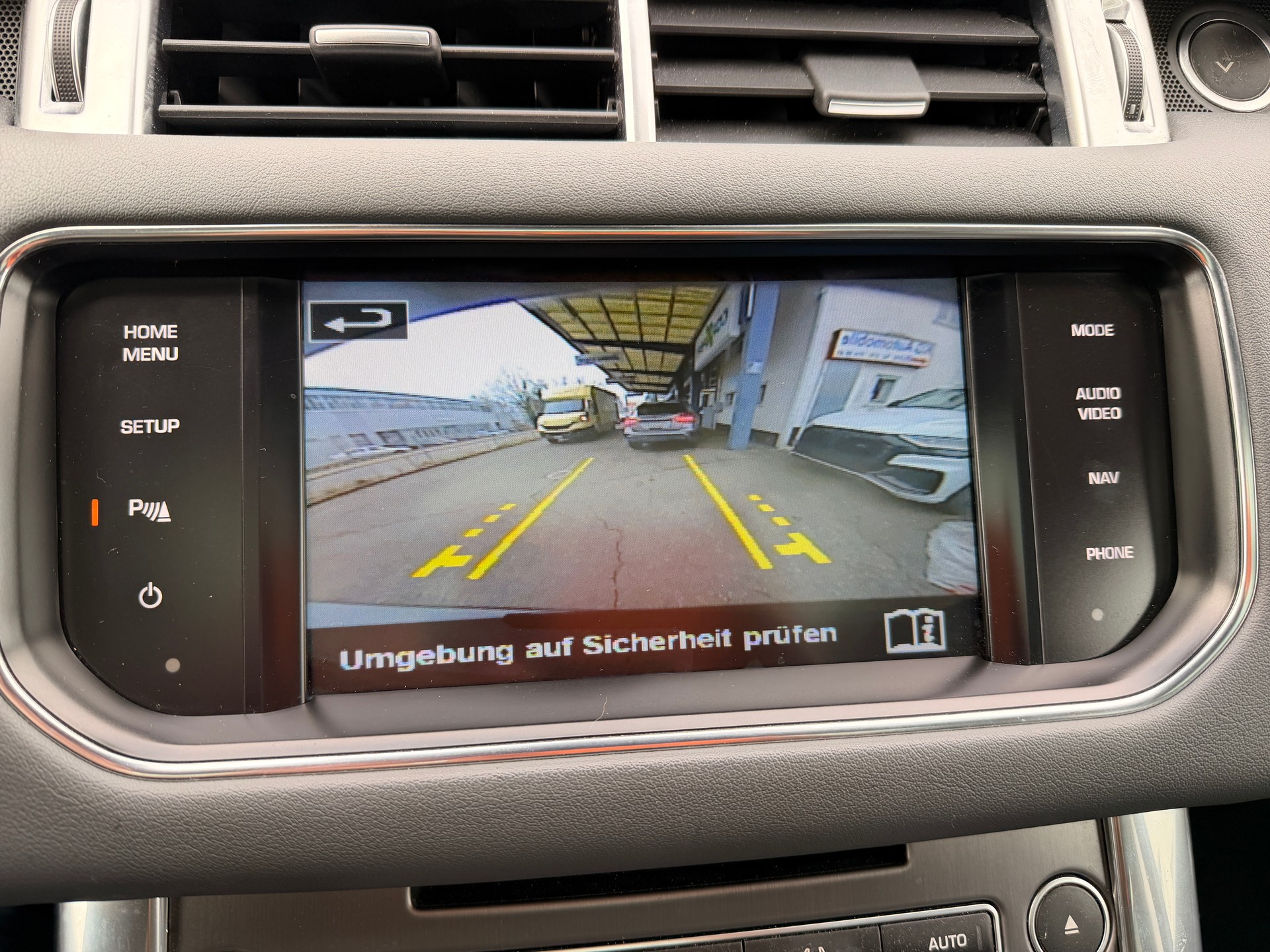 LAND ROVER Range Rover Sport 3.0 TDV6 SE Automatic-image-10