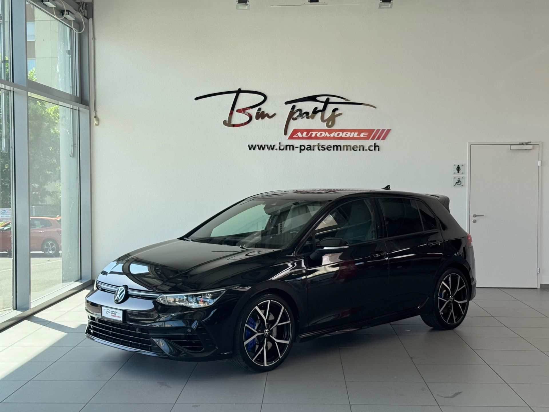 VW Golf 2.0 TSI R DSG 4Motion R Performance-image-1