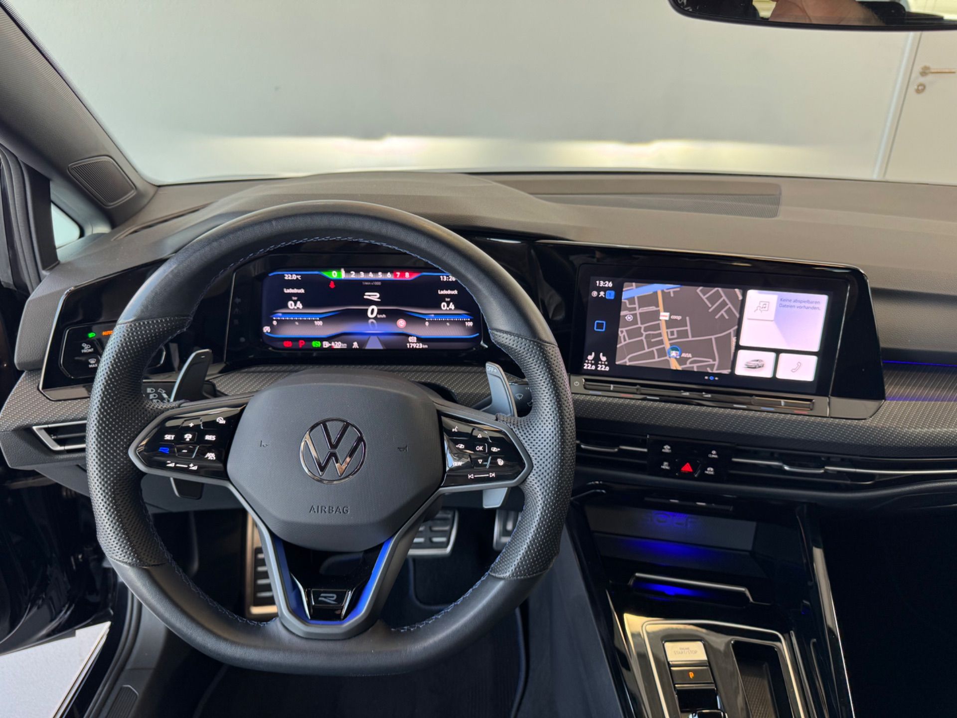 VW Golf 2.0 TSI R DSG 4Motion R Performance-image-12