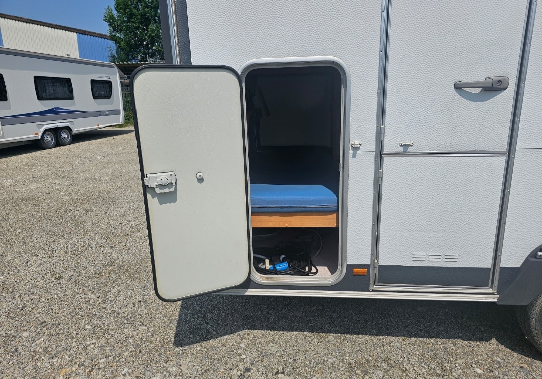 KNAUS Eifelland Deseo 400 LK-image-10