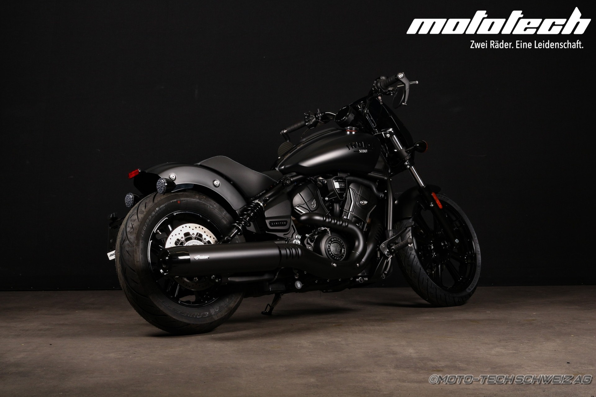 INDIAN Scout Sport-showroom-element-2