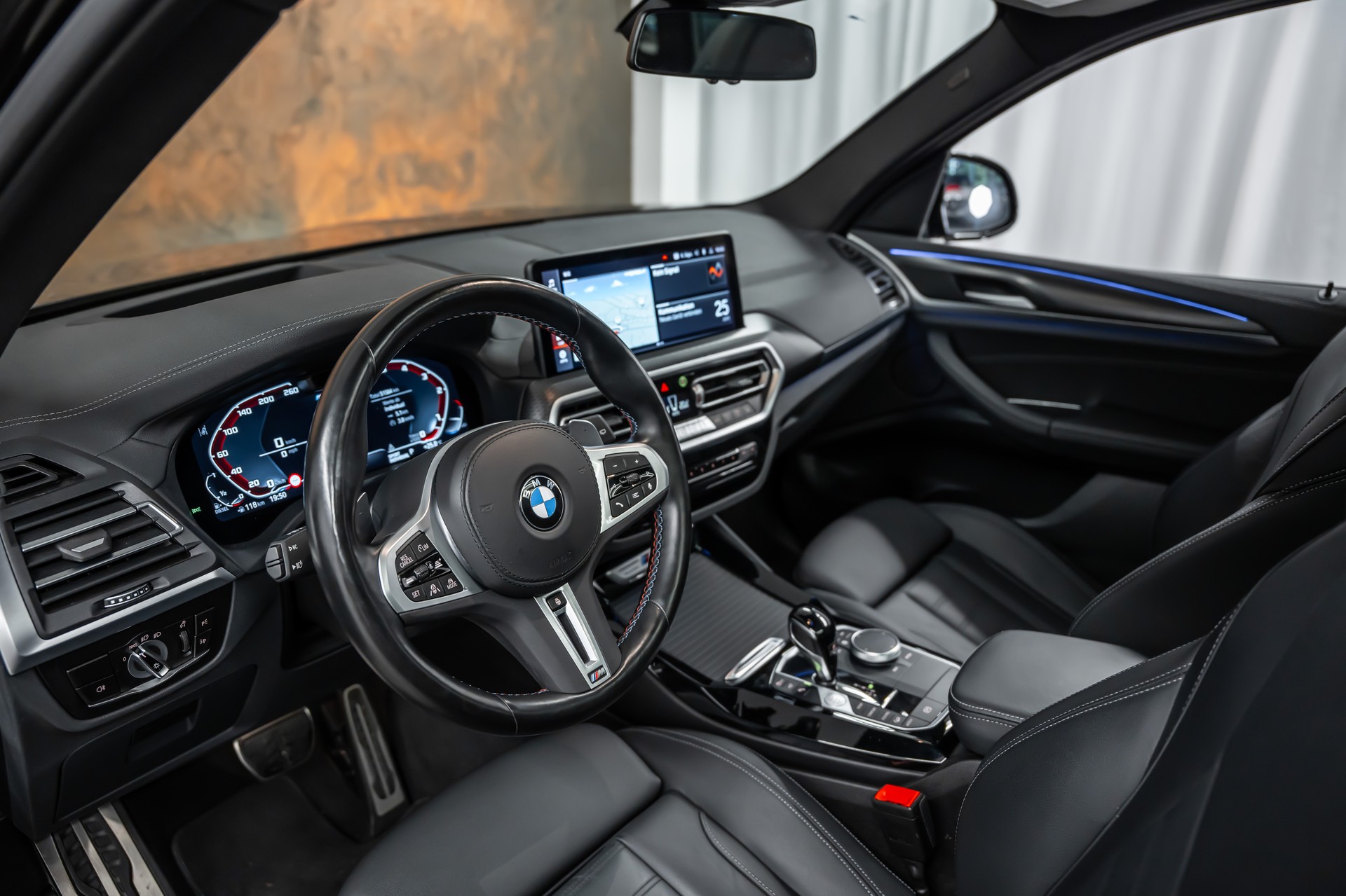 BMW X3 xDrive 48V M40d *Facelift *Laser*Panorama*Fahrassist*21"*-image-11