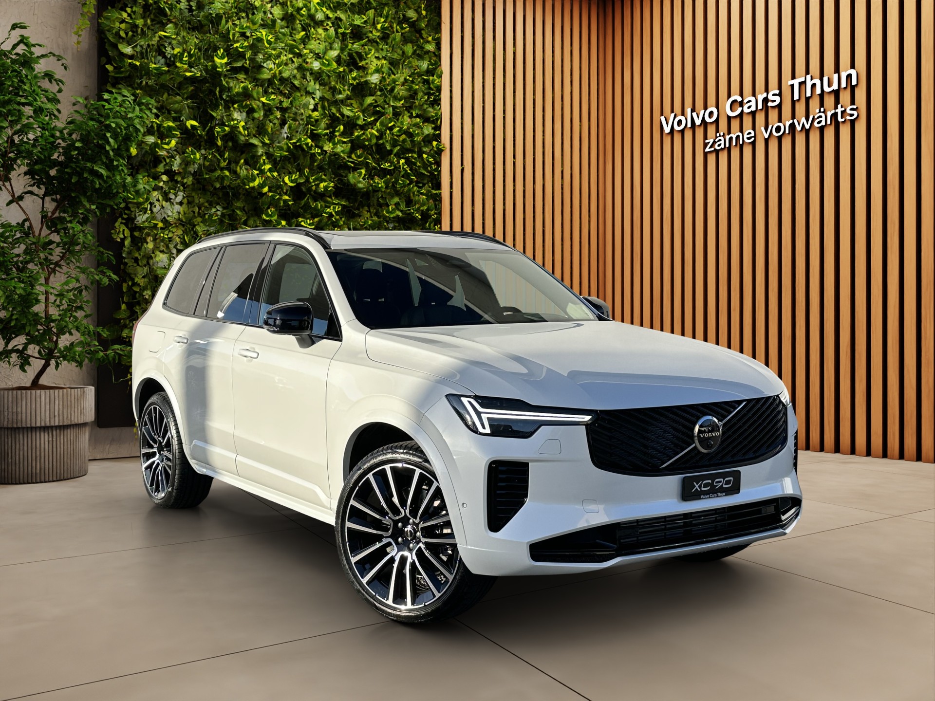 VOLVO XC90 2.0 T8 TE Ultra Dark eAWD-image-2