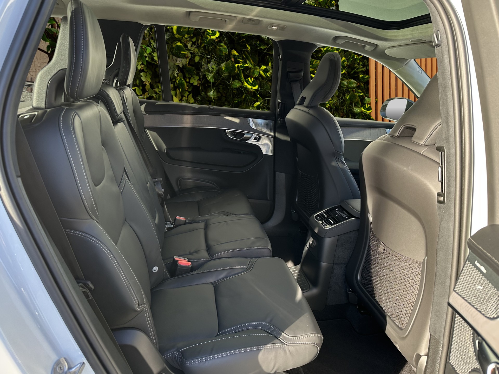 VOLVO XC90 2.0 T8 TE Ultra Dark eAWD-image-12