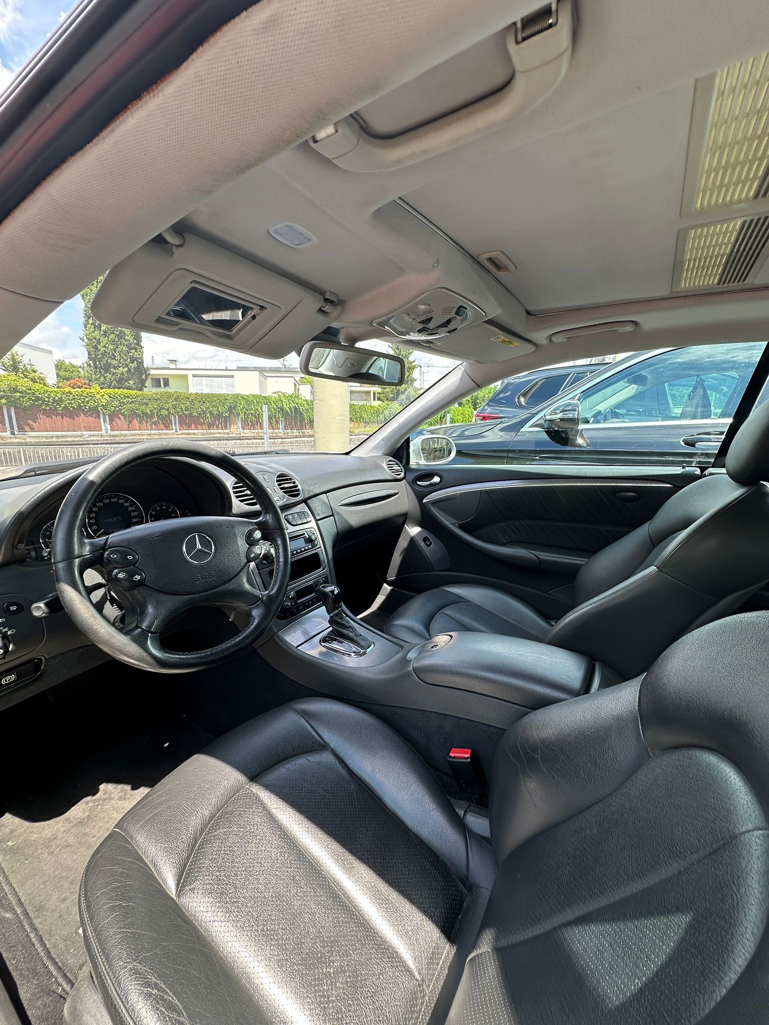 MERCEDES-BENZ CLK 320 Avantgarde Automatic-image-4