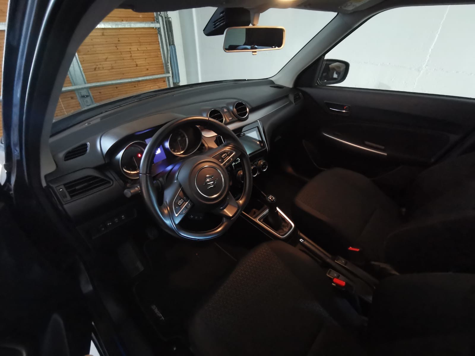 SUZUKI 1.2 Piz Sulai Top Hybrid 4x4-image-3