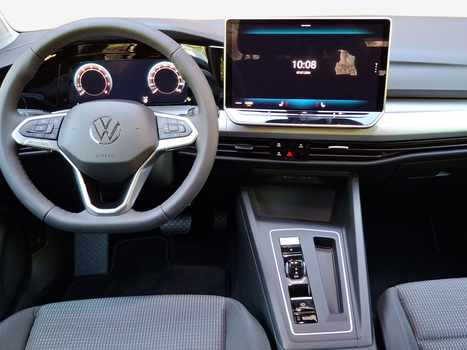 VW Golf 1.5 e TSI mHEV Value DSG-image-8