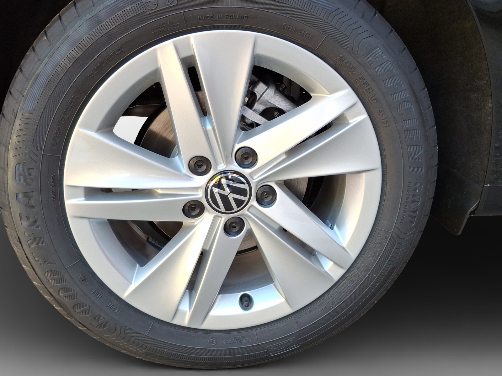 VW Golf 1.5 e TSI mHEV Value DSG-image-13