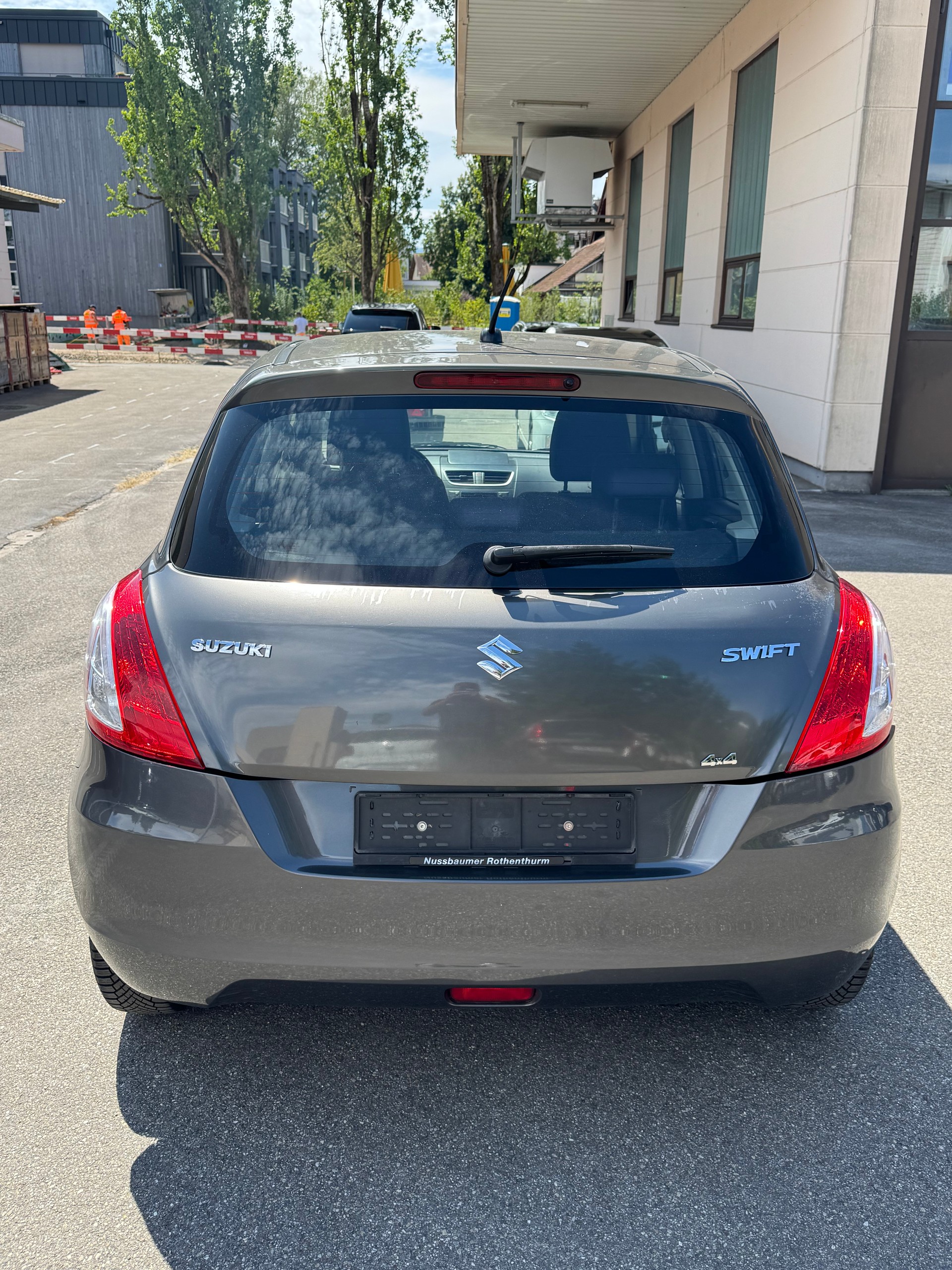 SUZUKI Swift 1.2i 16V GL 4x4-image-5