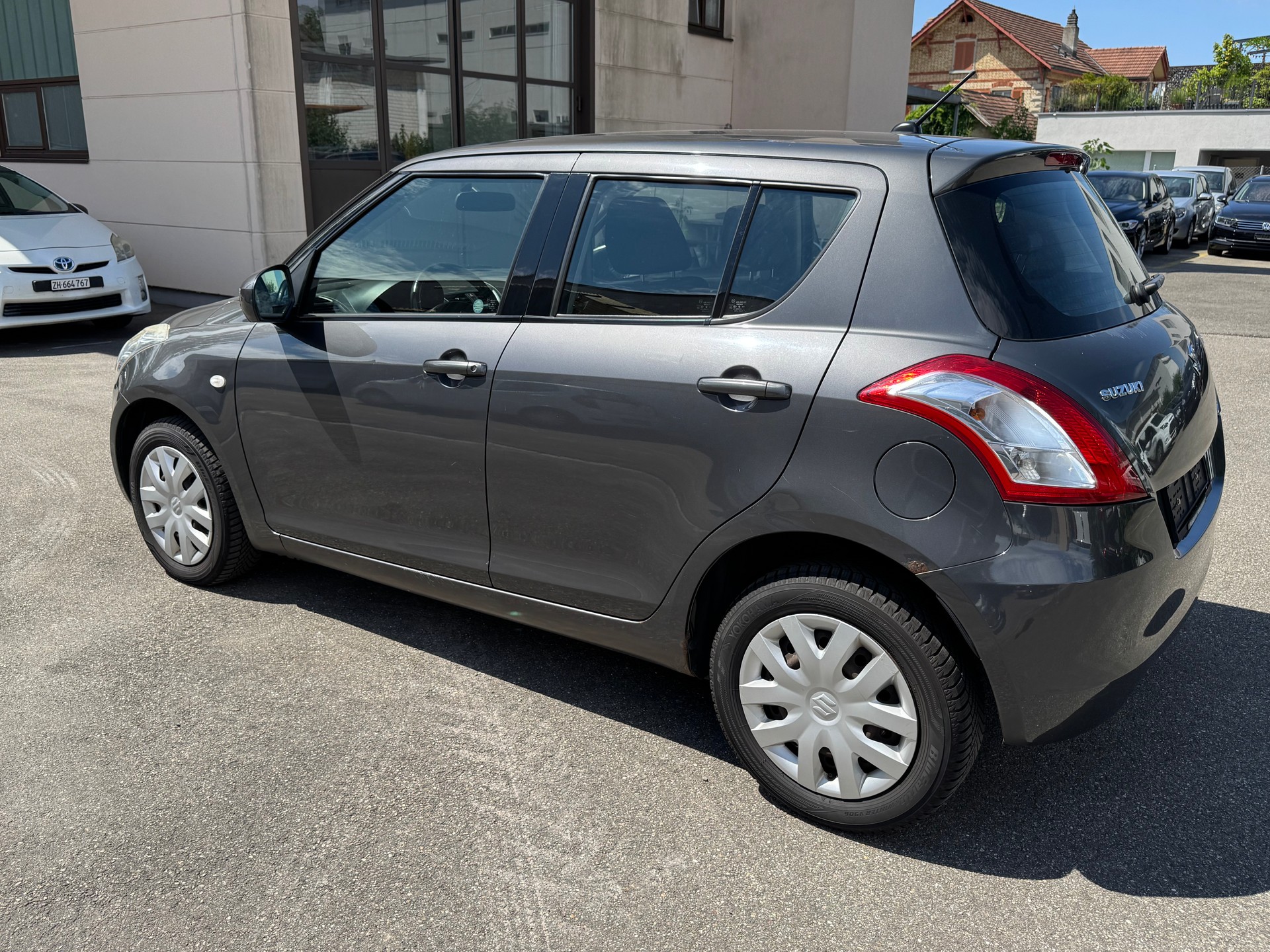 SUZUKI Swift 1.2i 16V GL 4x4-image-3