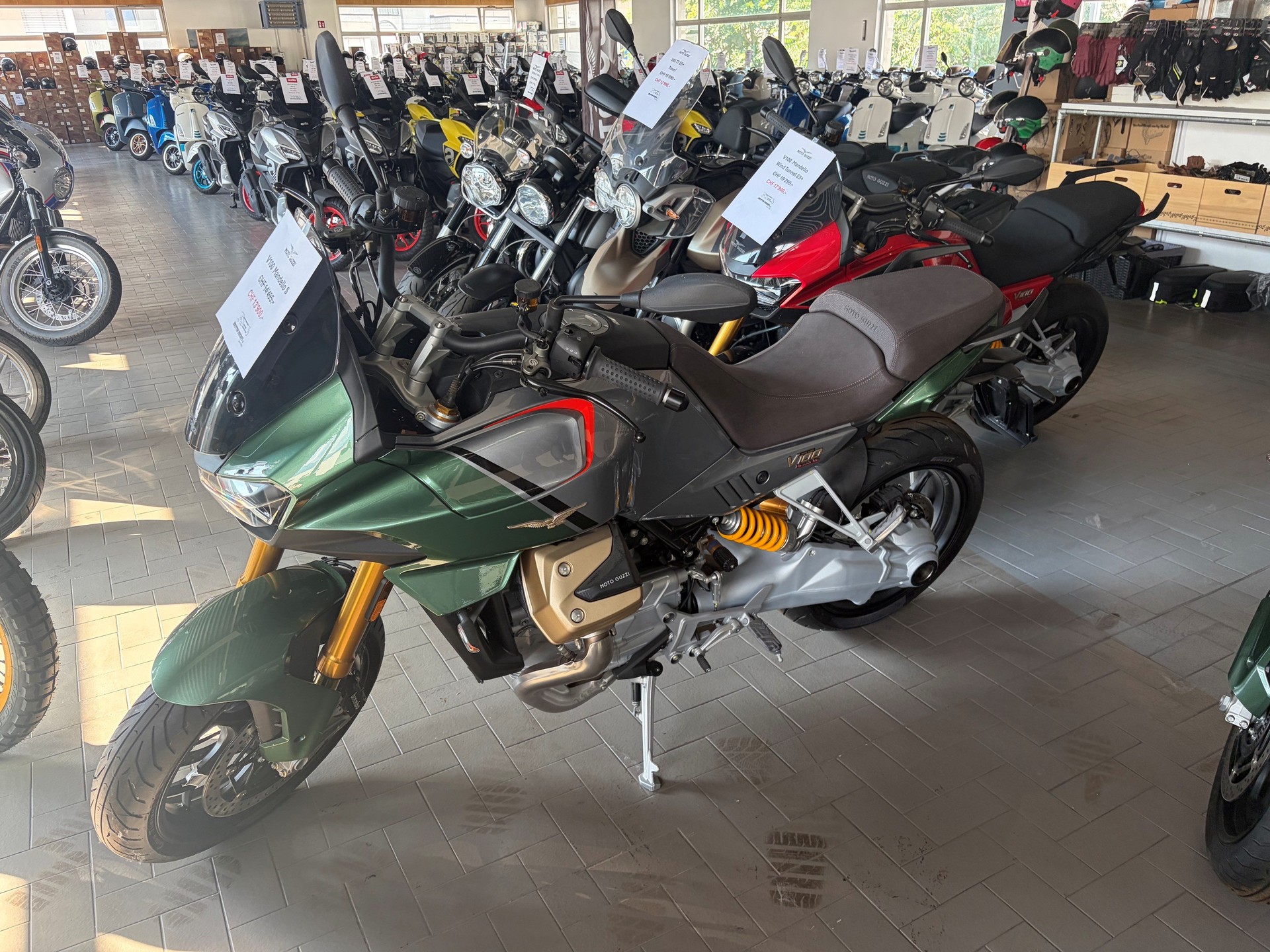 MOTO GUZZI V100 Mandello S
