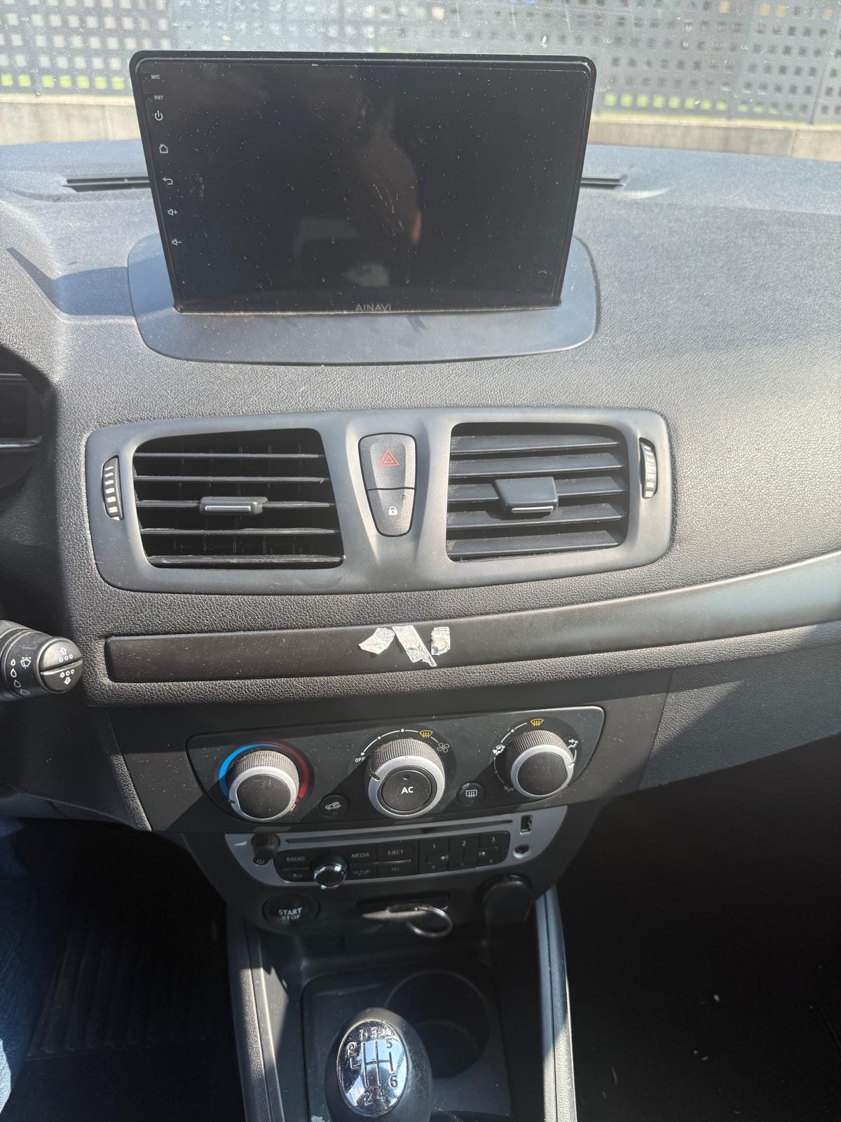 RENAULT Mégane Grandtour 1.5 dCi Energy-image-9
