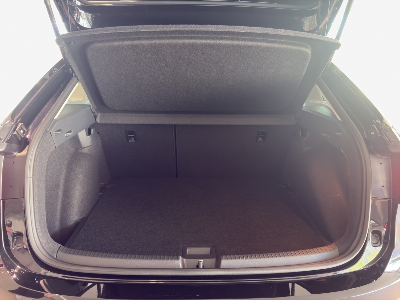 VW Taigo 1.0 TSI Life United DSG-image-12
