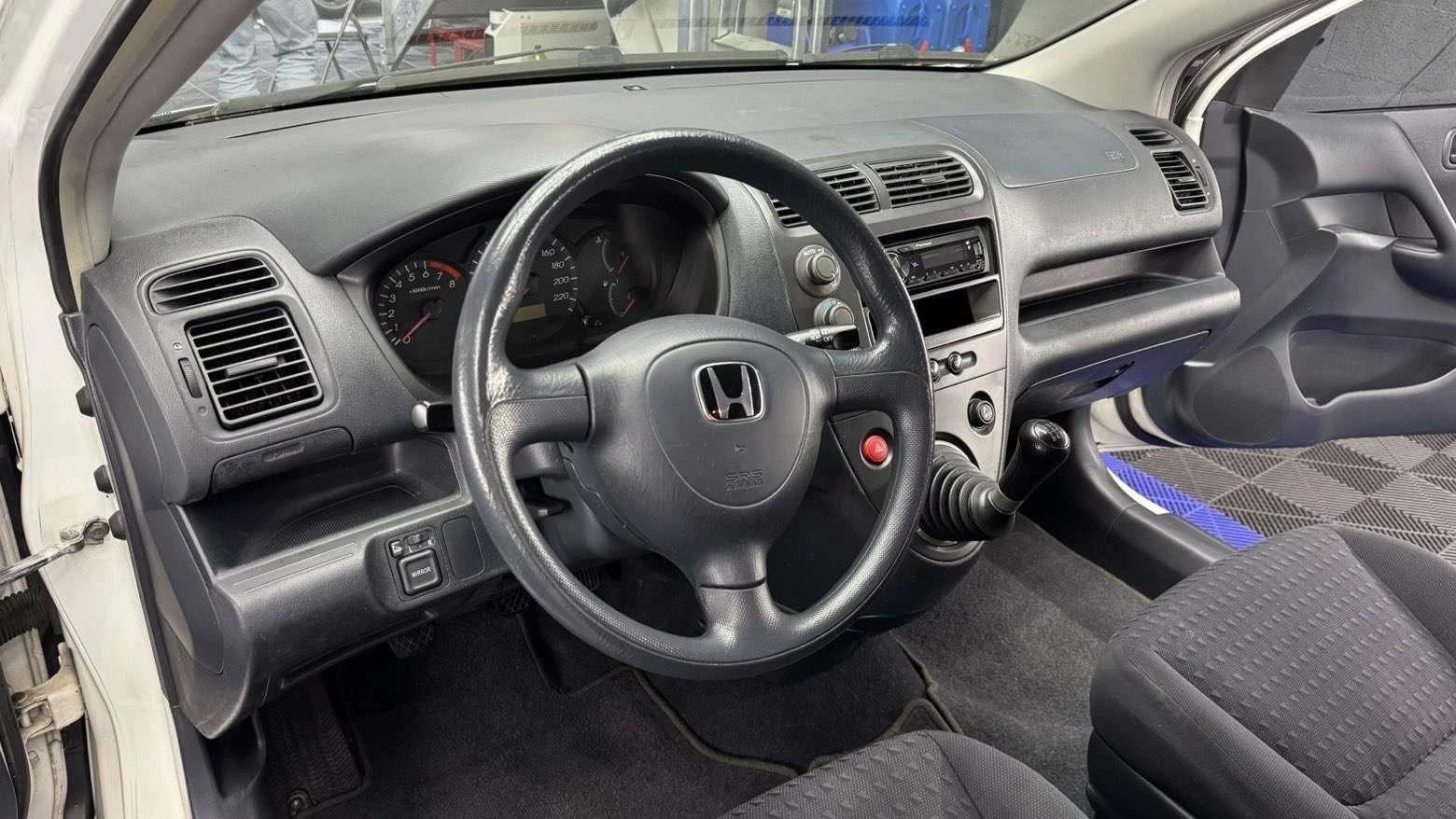 HONDA Civic 1.6i ES-image-5
