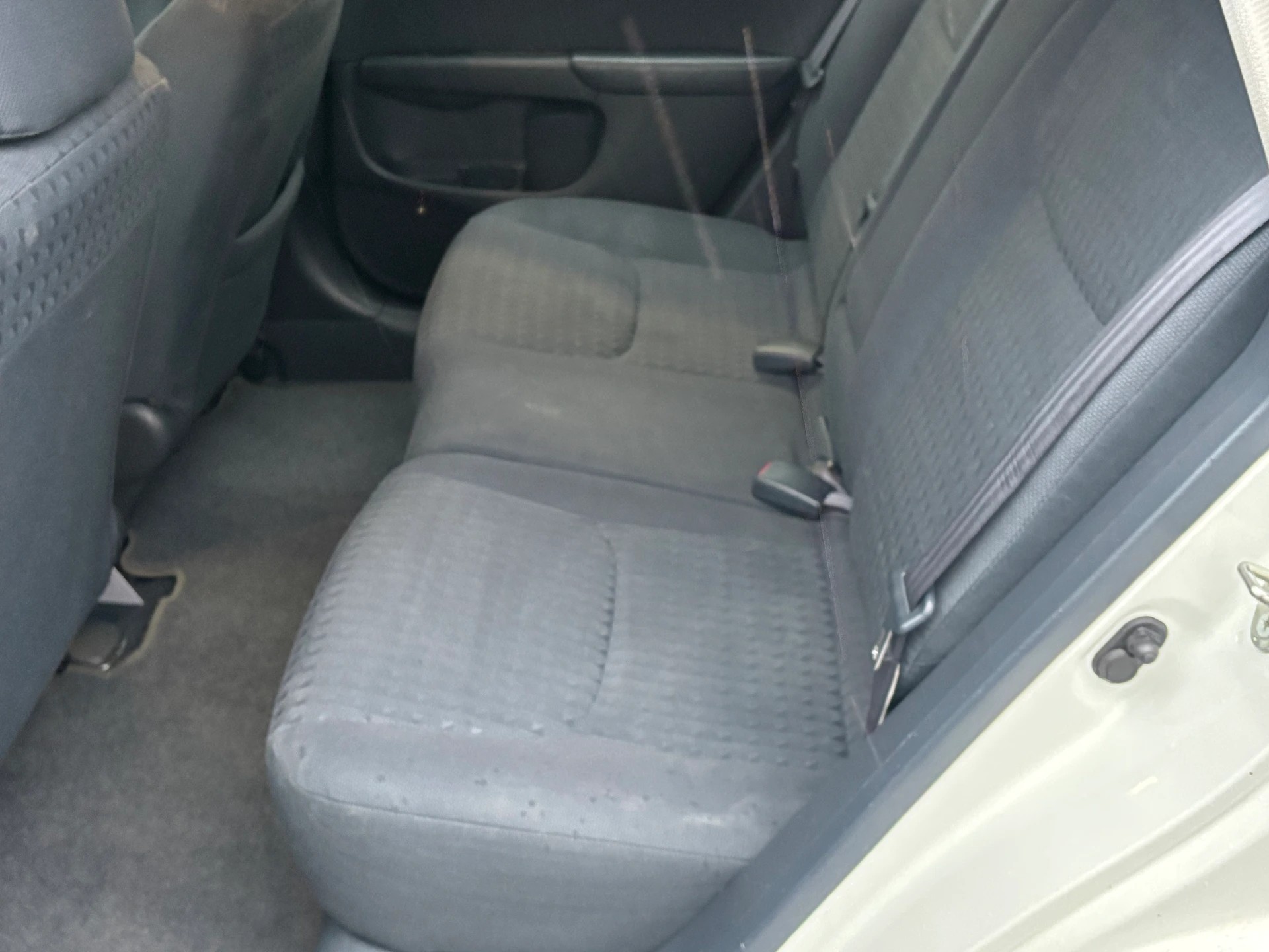 HONDA Civic 1.6i ES-image-8