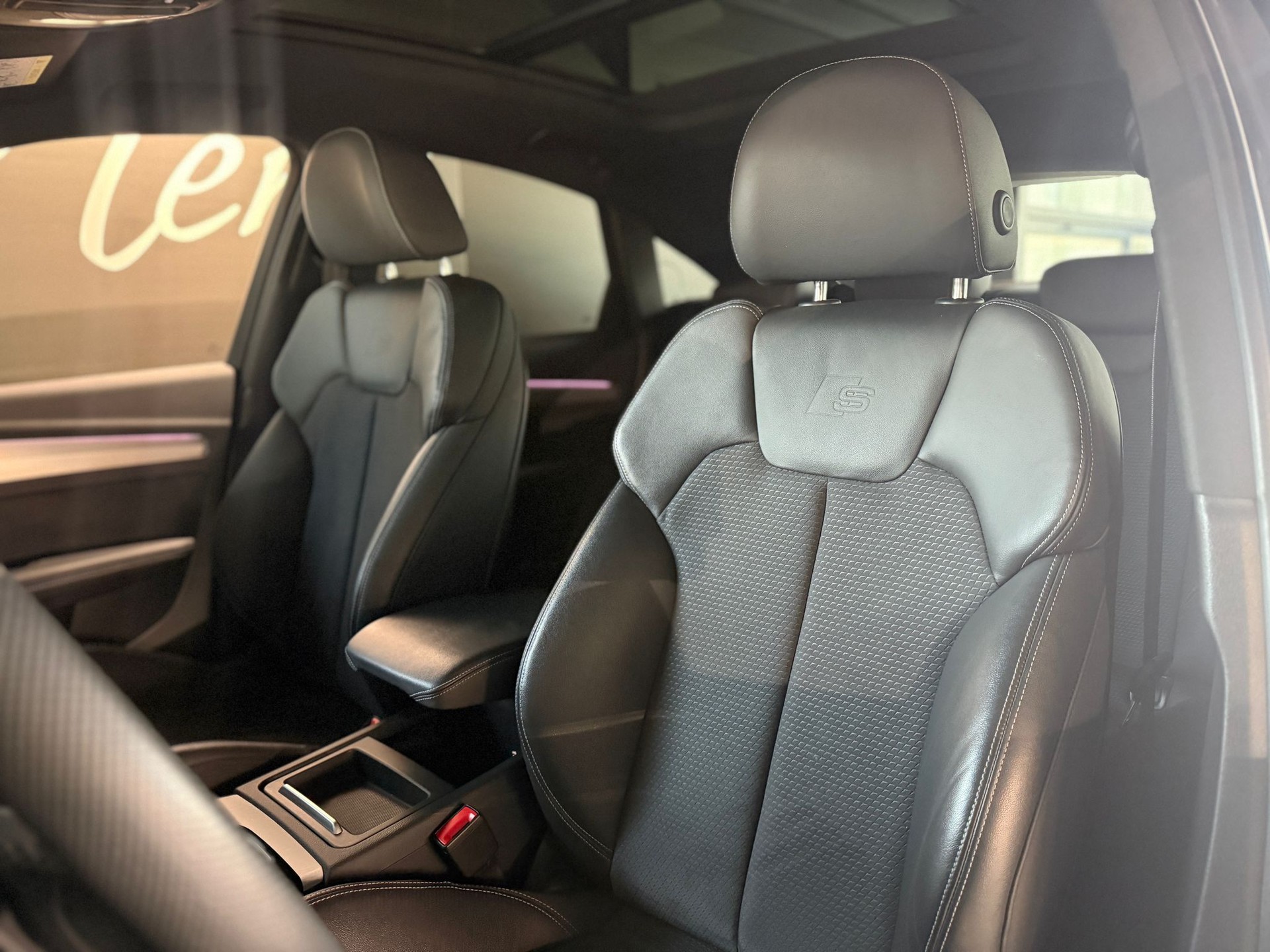 AUDI Q5 Sportback 40 TFSI S line quattro S-tronic-image-3