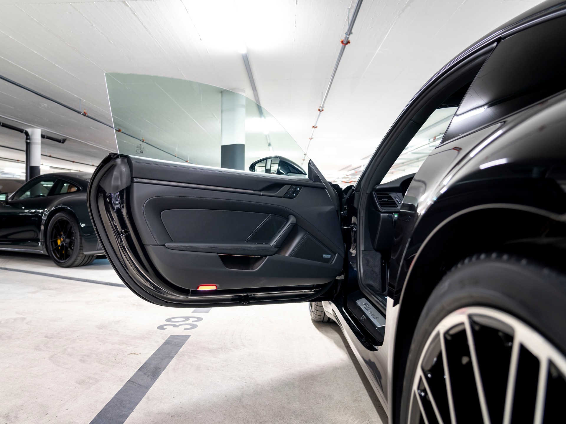PORSCHE 911 Carrera S PDK-image-22