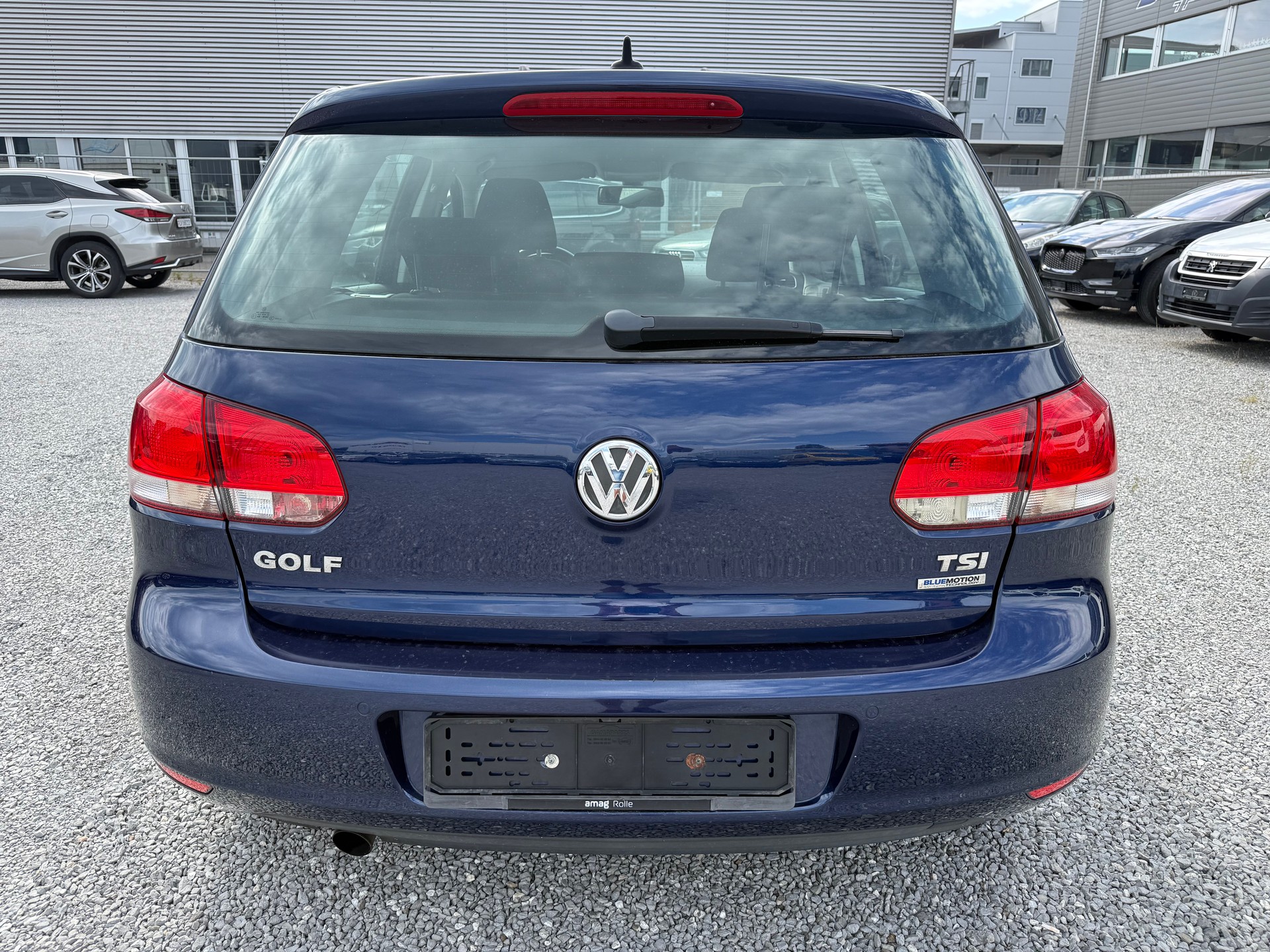 VW Golf 1.2 TSI BlueMotion Technology Trendline DSG-image-3