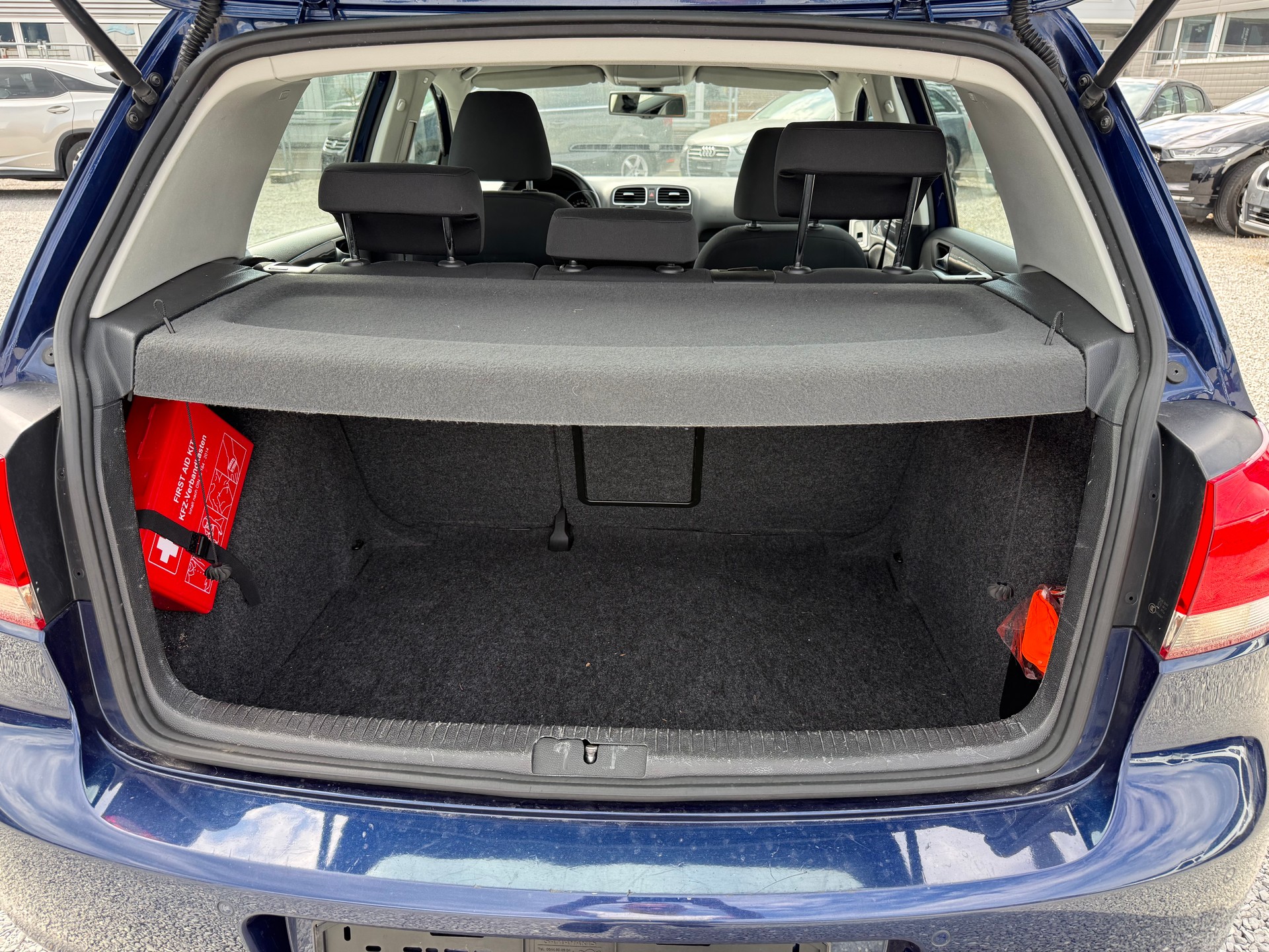 VW Golf 1.2 TSI BlueMotion Technology Trendline DSG-image-10