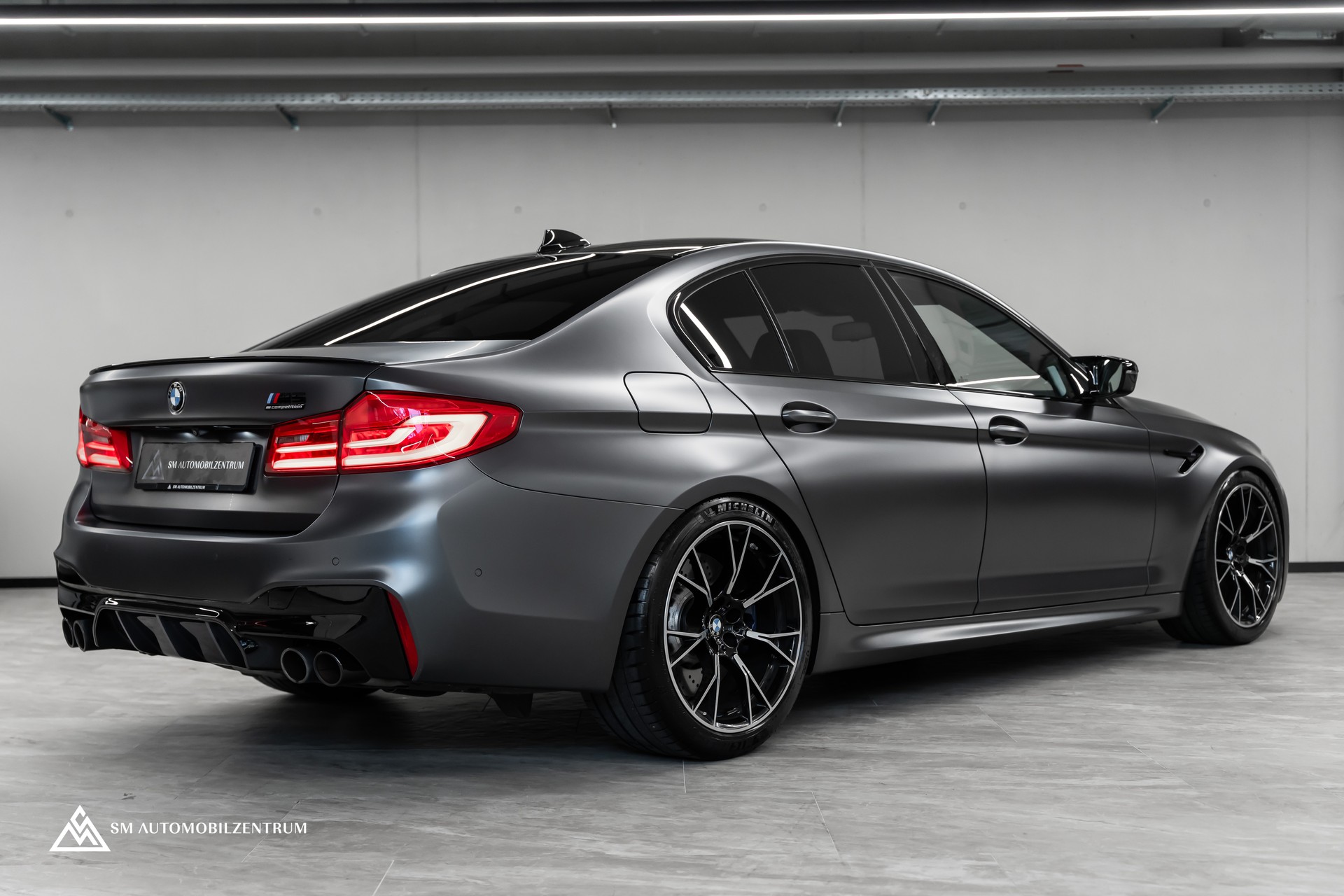 BMW M5 Competition xDrive / Laserlight / Bowers&Wilkins / 360° / Sitzbelüftung-image-7