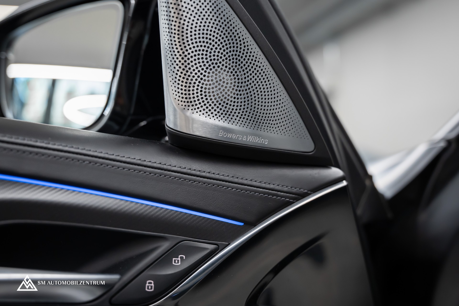 BMW M5 Competition xDrive / Laserlight / Bowers&Wilkins / 360° / Sitzbelüftung-image-23