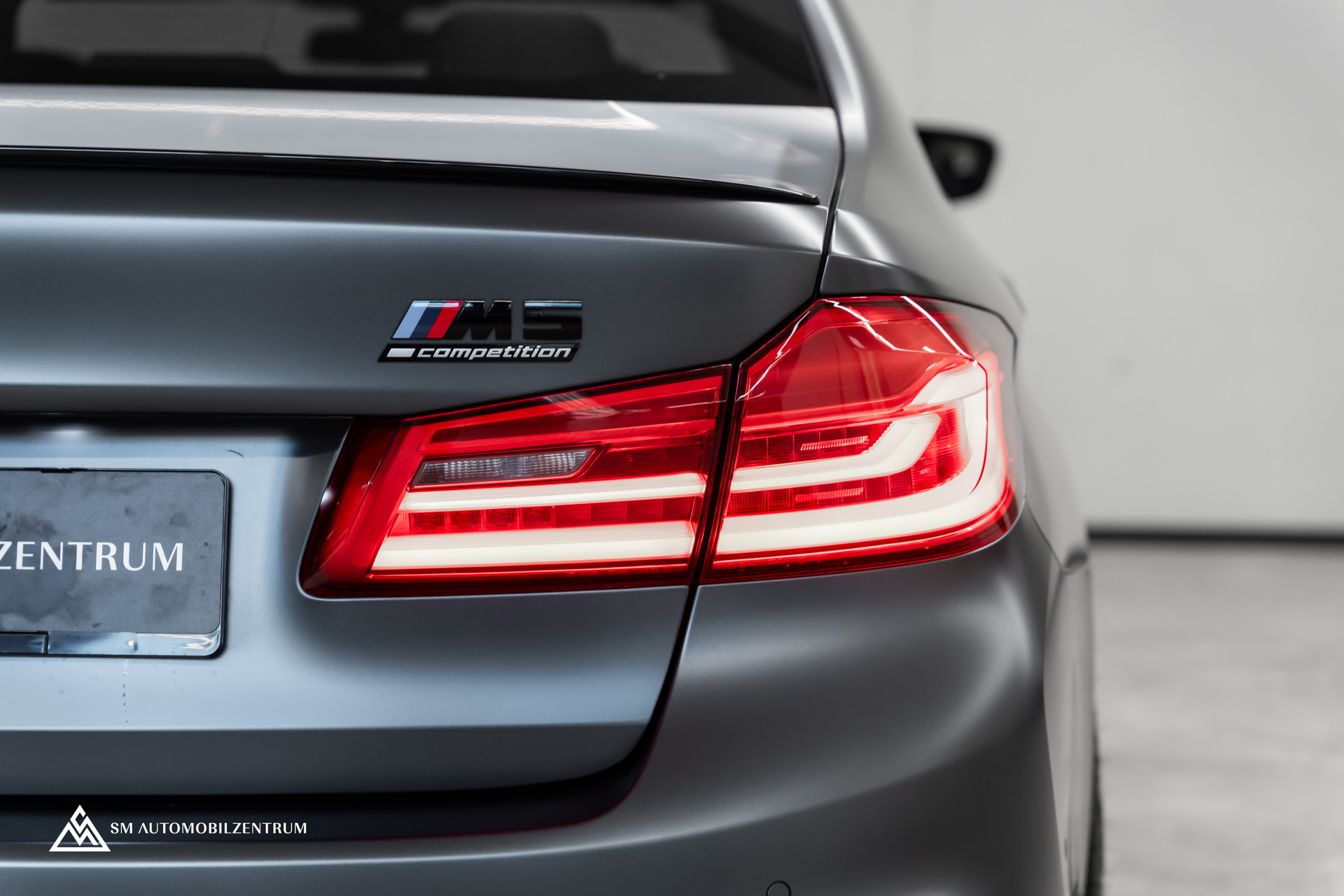 BMW M5 Competition xDrive / Laserlight / Bowers&Wilkins / 360° / Sitzbelüftung-image-10