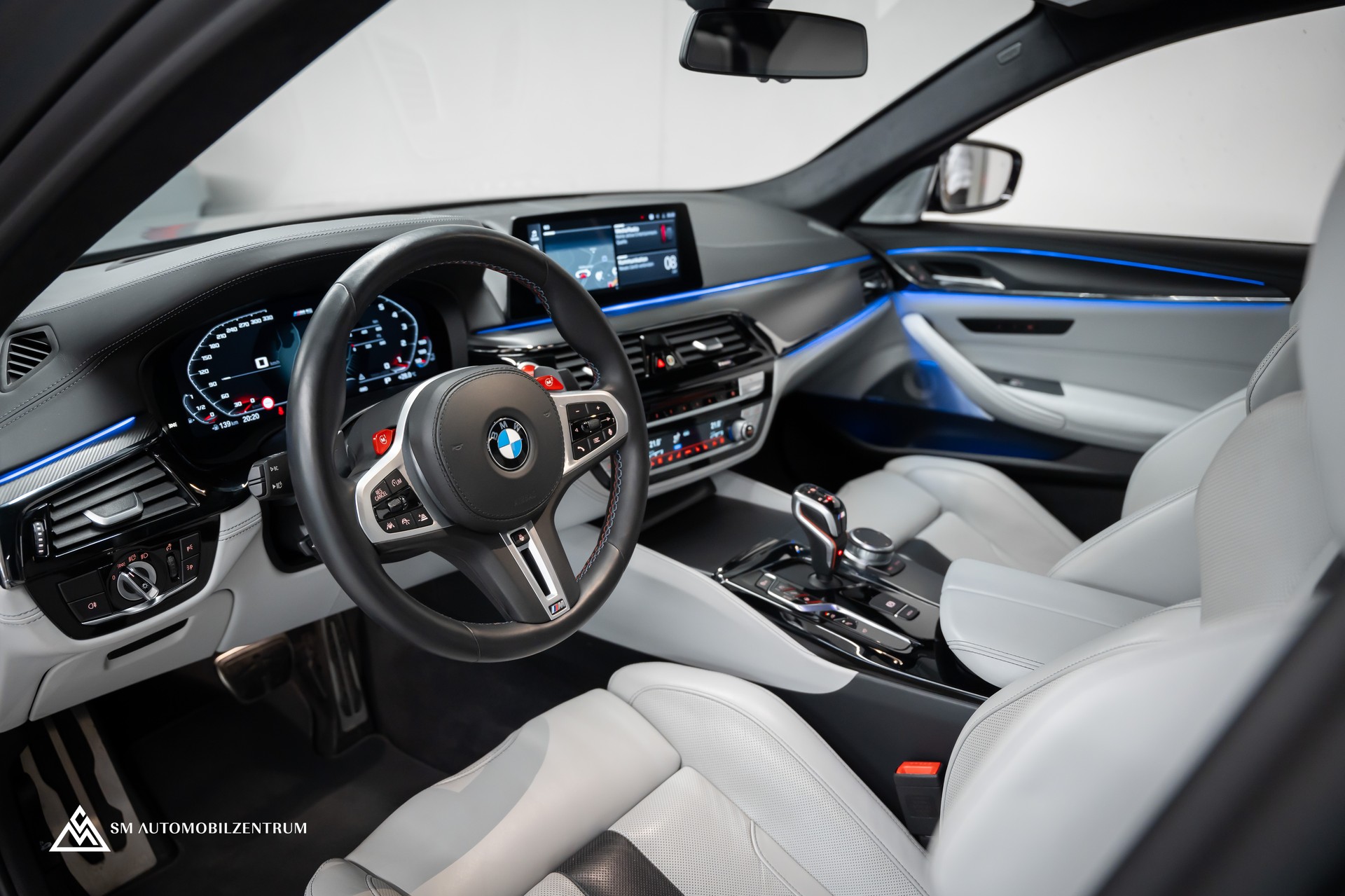 BMW M5 Competition xDrive / Laserlight / Bowers&Wilkins / 360° / Sitzbelüftung-image-15