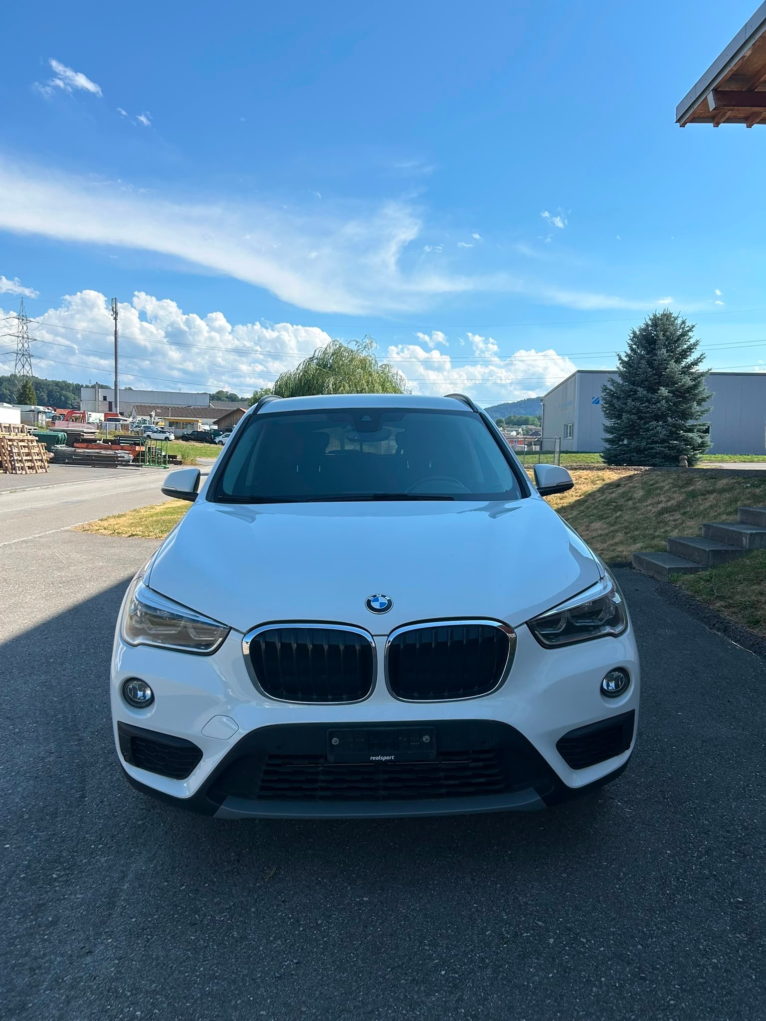 BMW 18d-image-0