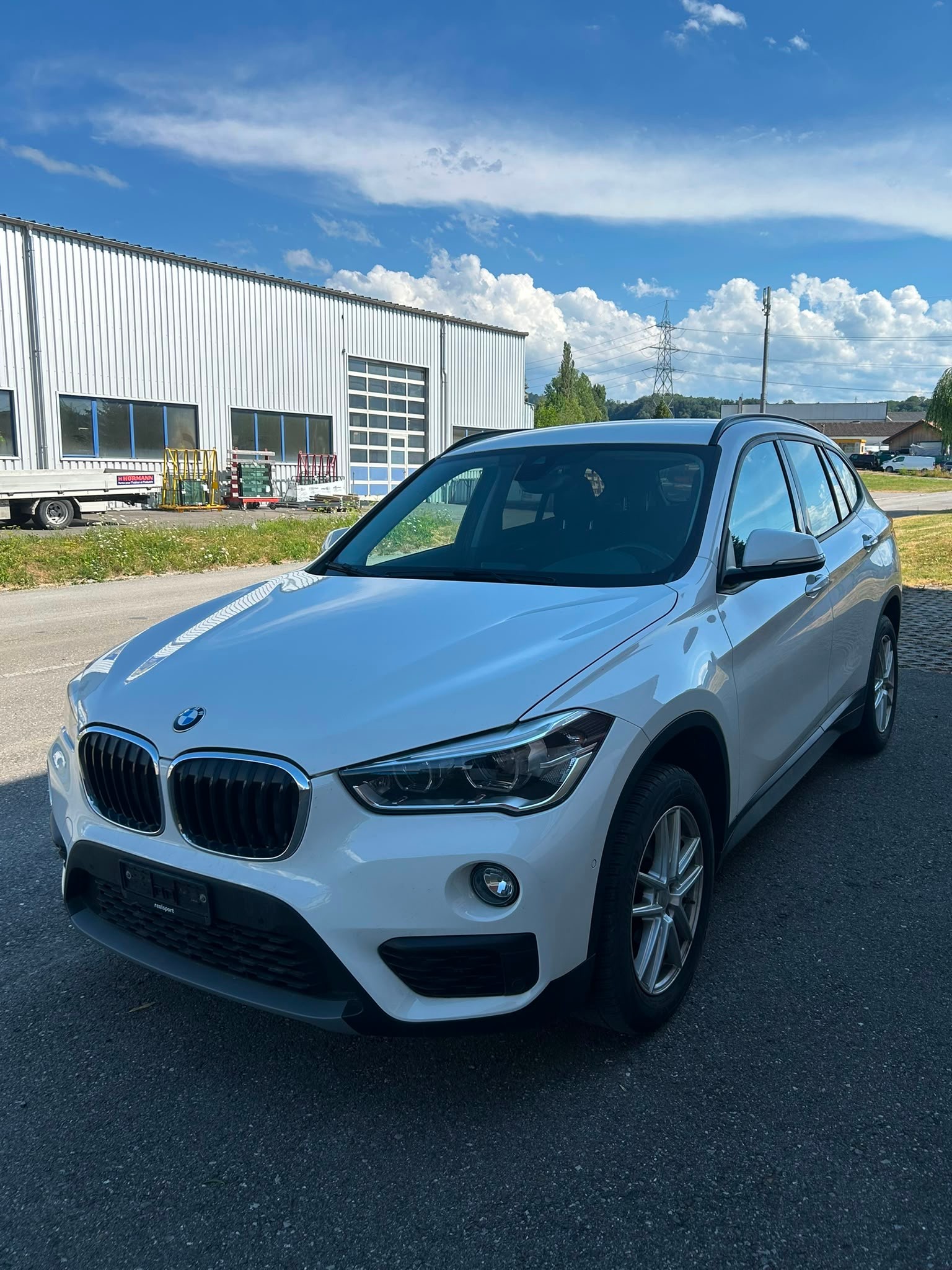 BMW 18d-image-1