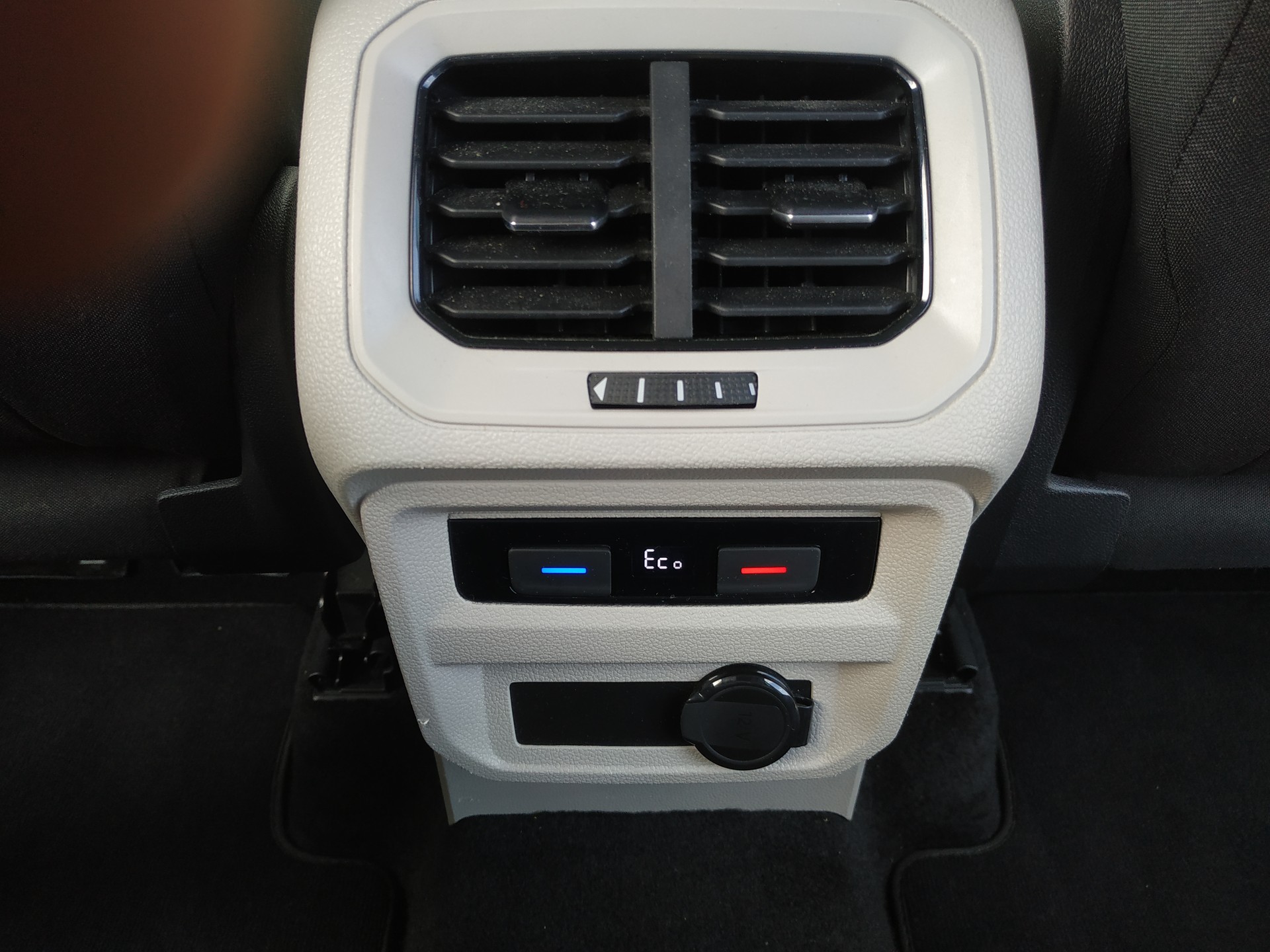 VW Tiguan 1.4TSI PHEV Elegance DSG-image-20