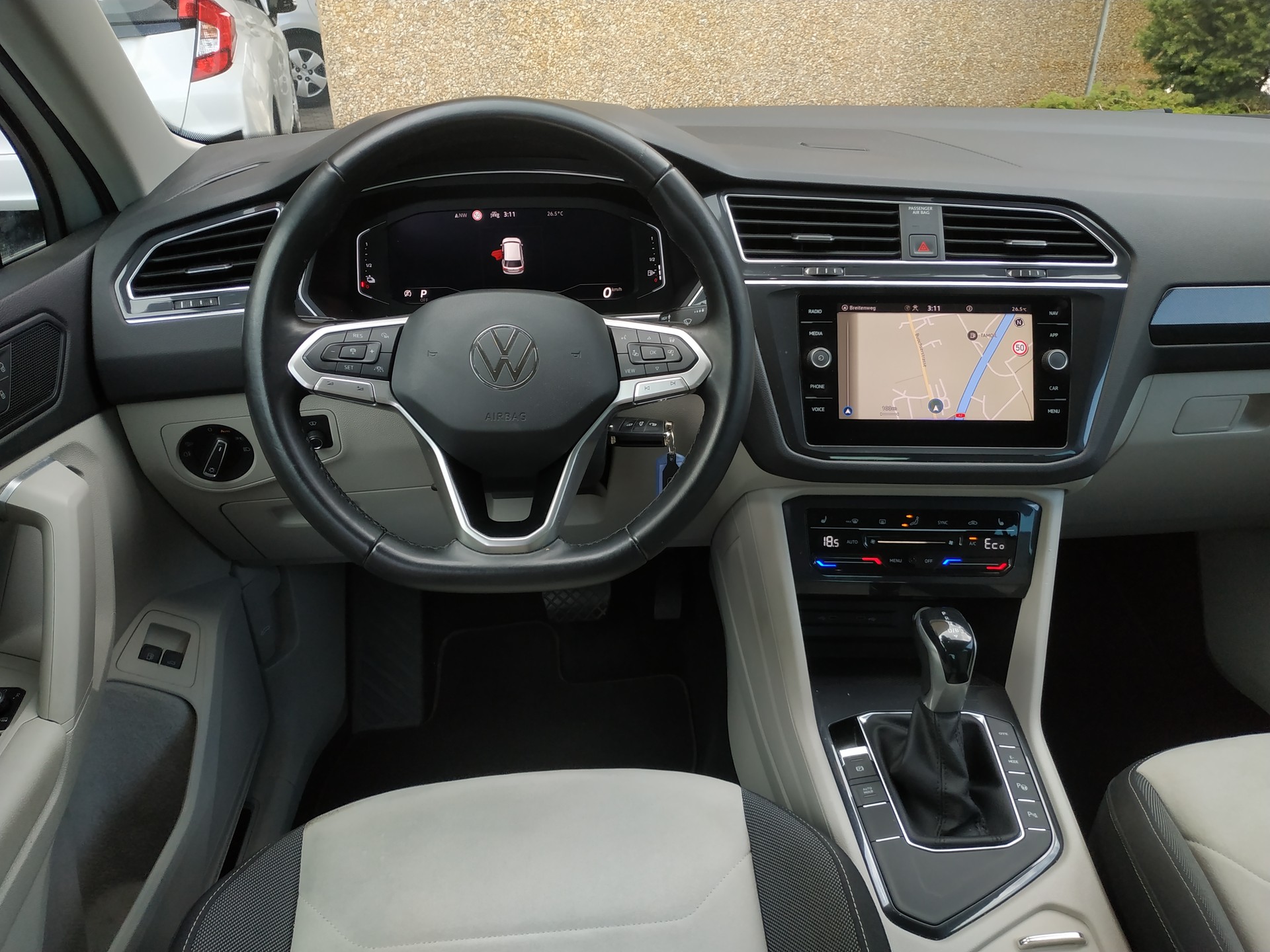 VW Tiguan 1.4TSI PHEV Elegance DSG-image-12