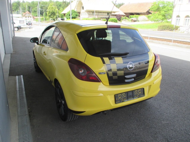 OPEL Corsa 1.4 TP Color Edition-image-6