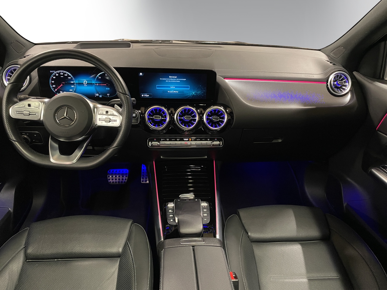 MERCEDES-BENZ EQA 350 4Matic-image-11
