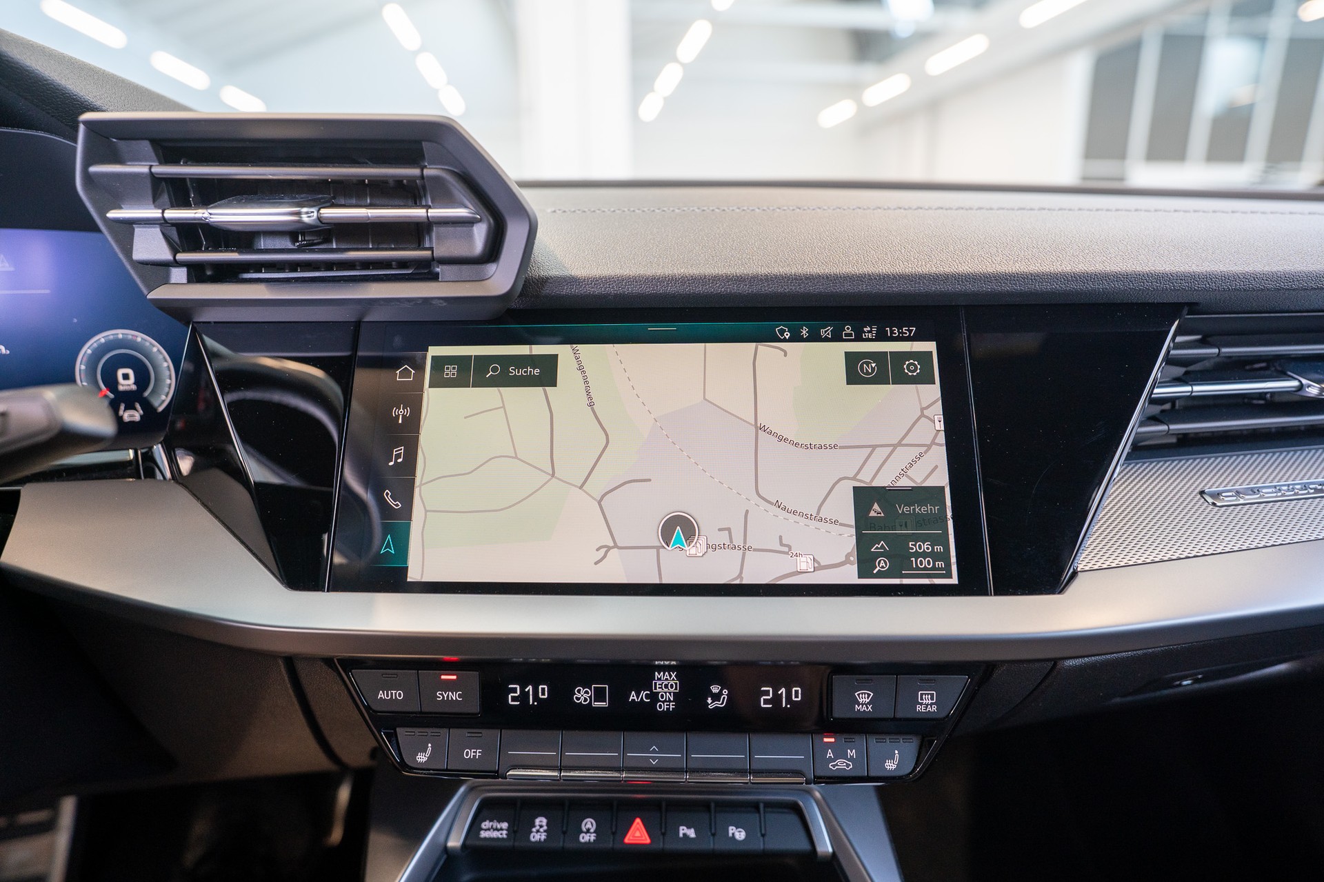 AUDI S3 Limousine 2.0 TFSI quattro S-Tronic / Sportsitze / Virtual Cockpit / Rückfahrkamera-image-19
