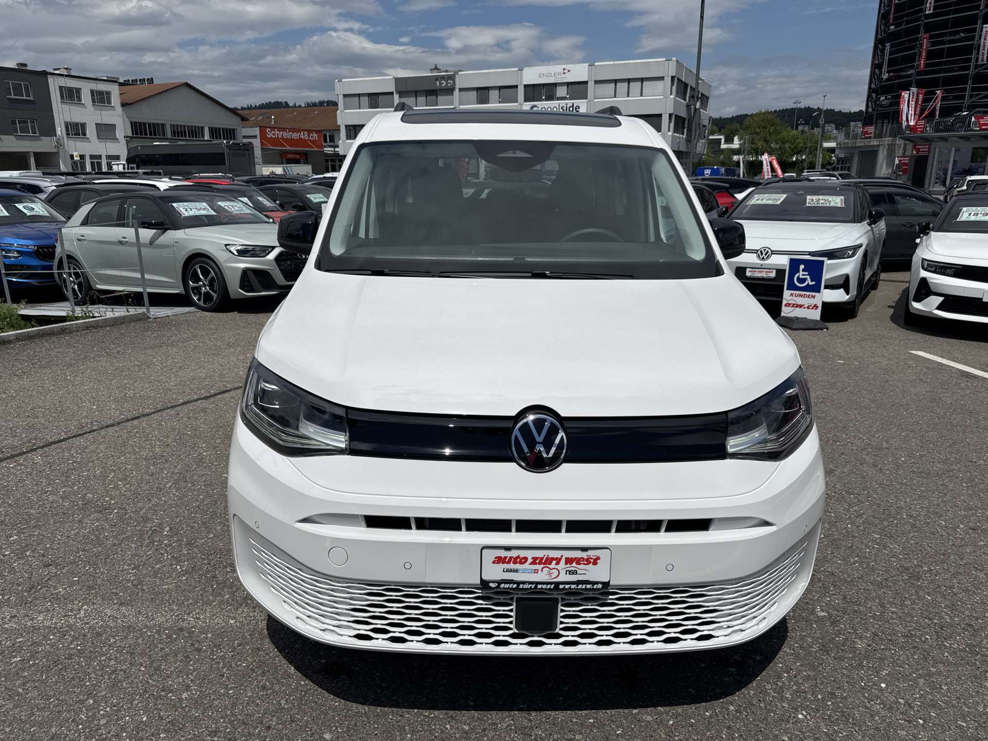 VW Caddy Maxi 2.0 TDi 4Motion 7-Plätzer-image-13