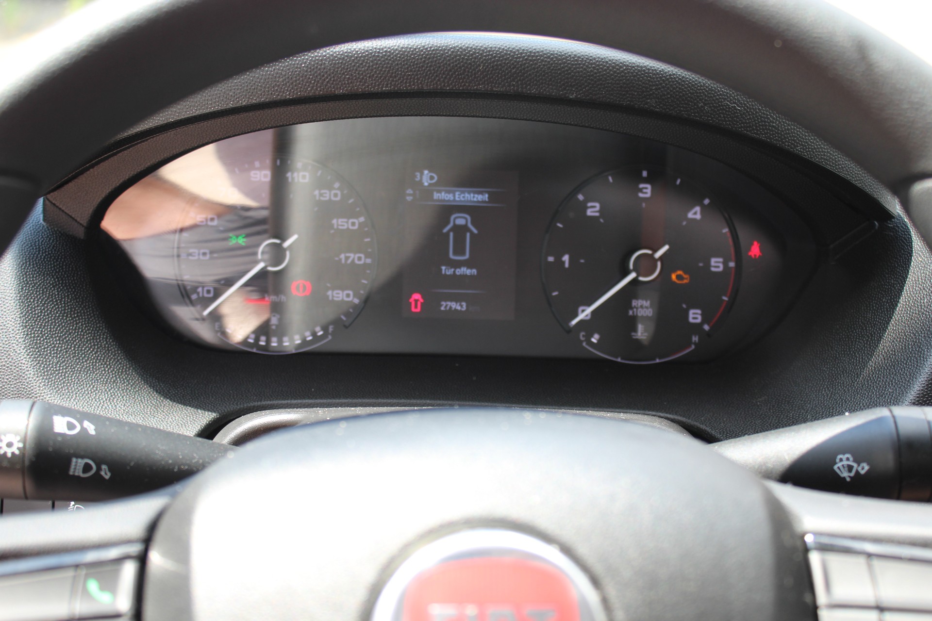 CHALLENGER V114 Max Road Edition-image-11