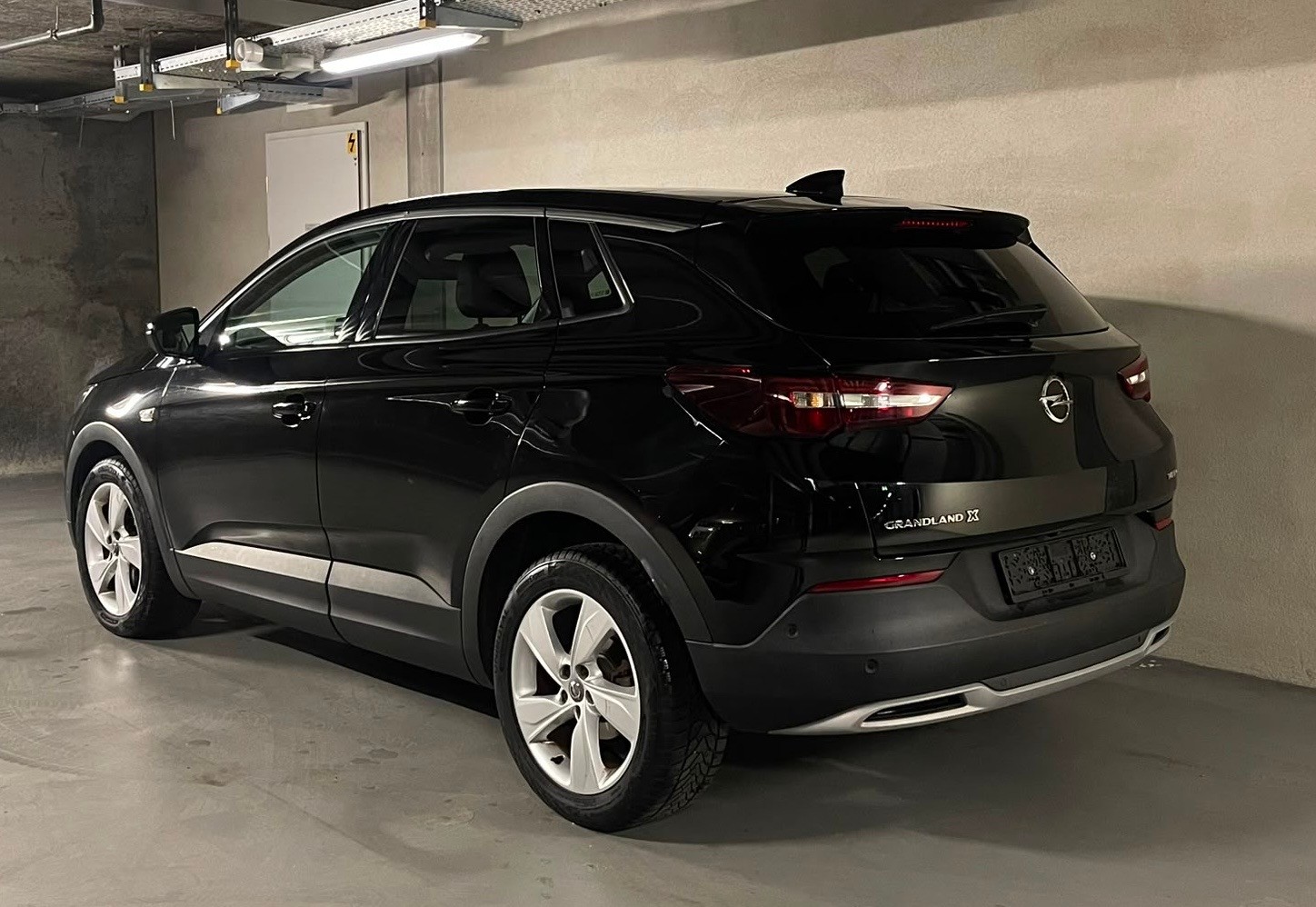 OPEL Grandland X 1.2i TP Excellence Automatik-showroom-element-1